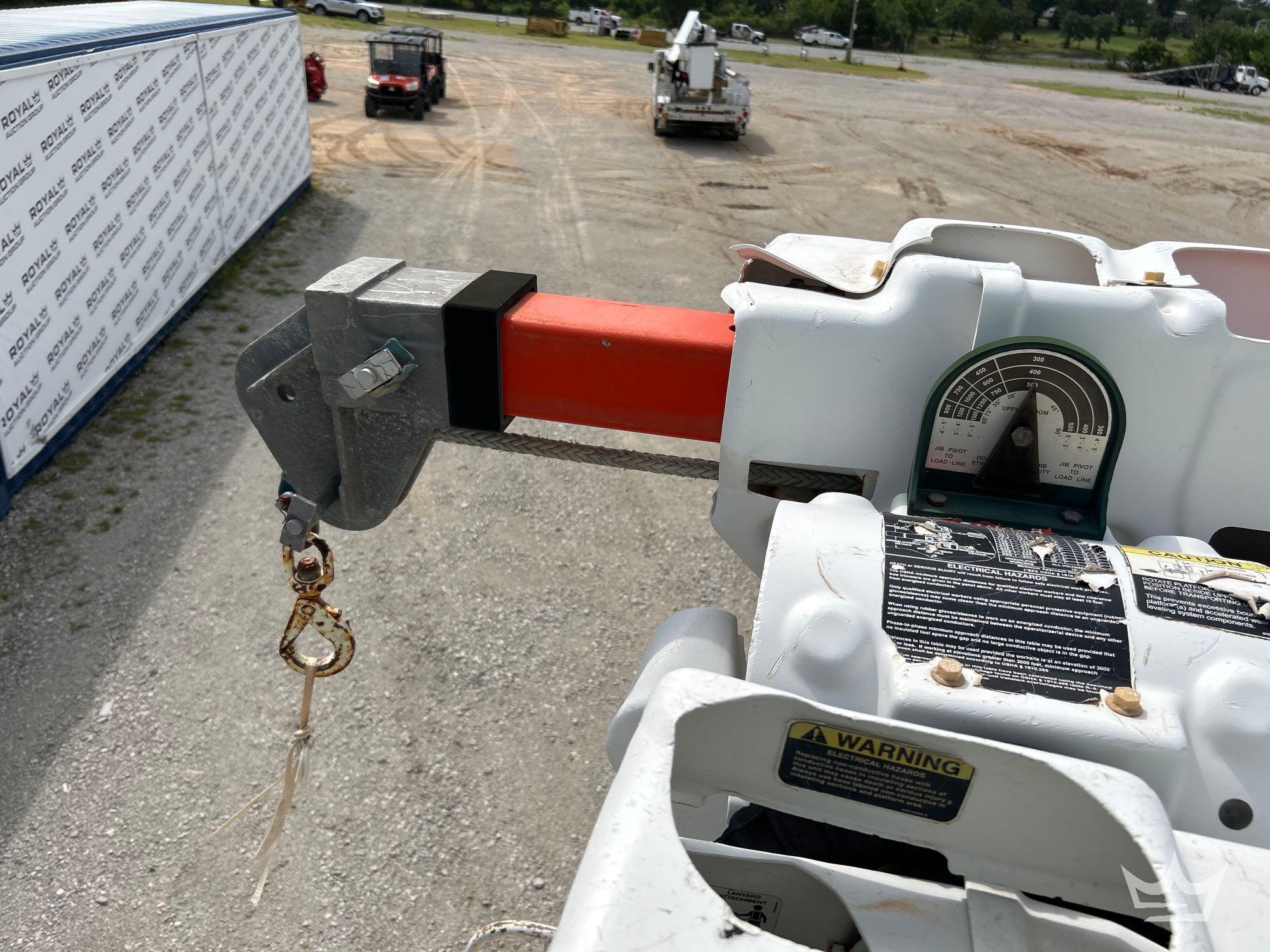 2012 Freightliner M2 106