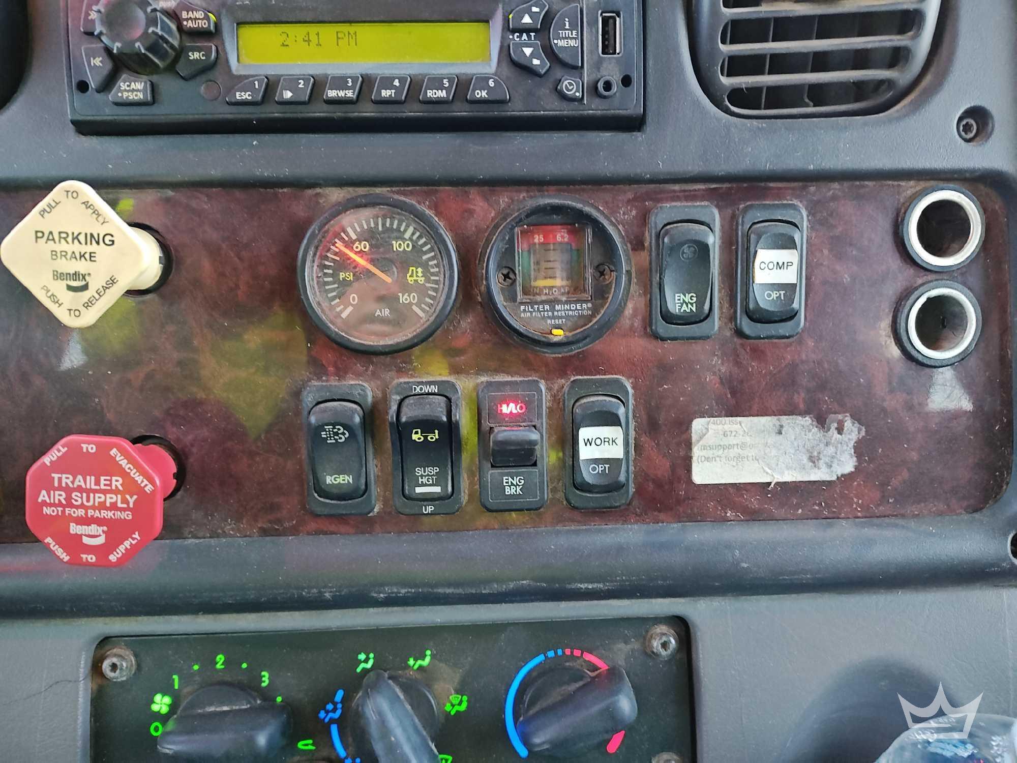 2014 Freightliner M2 106