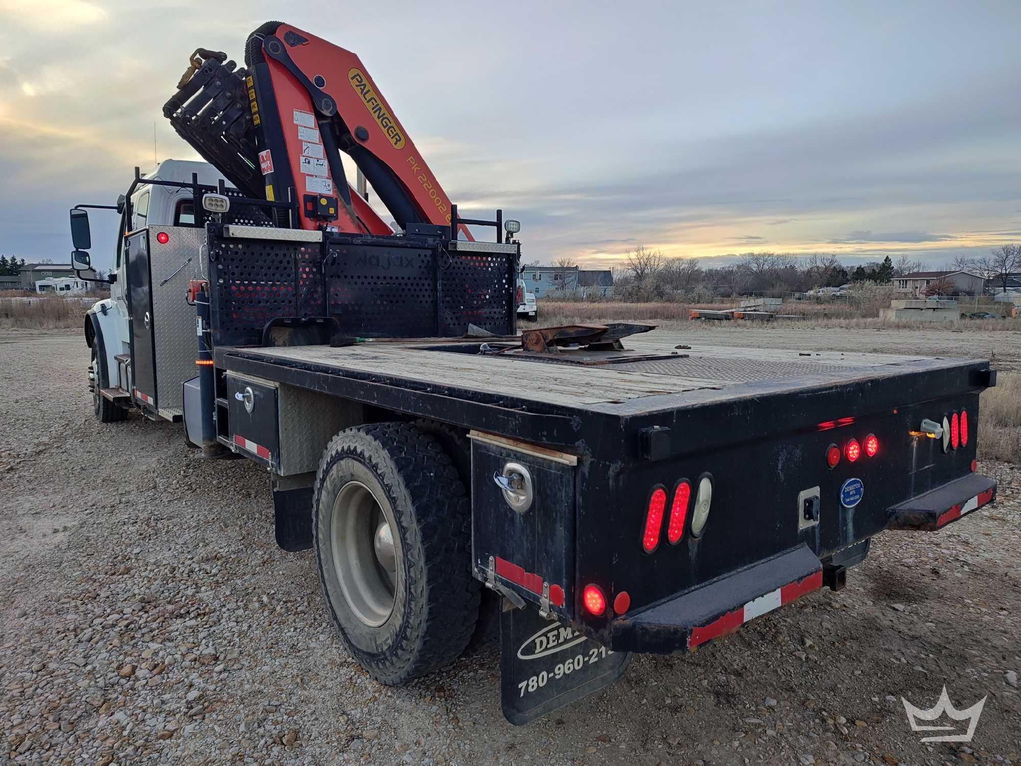 2014 Freightliner M2 106