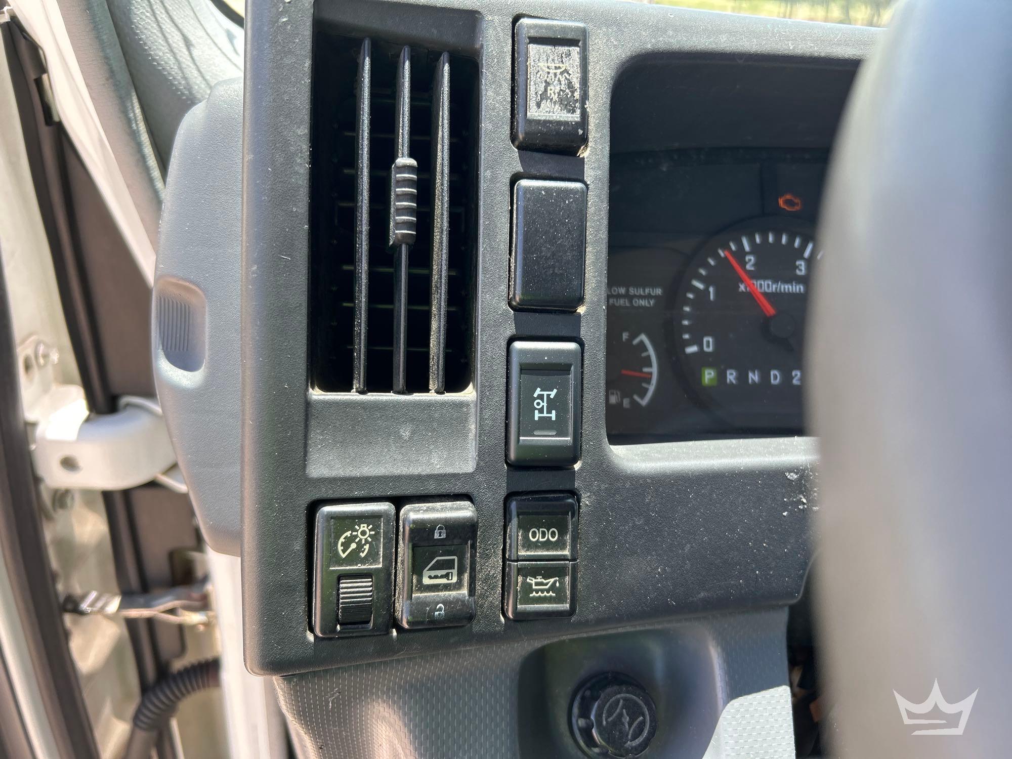 2008 Isuzu NRR