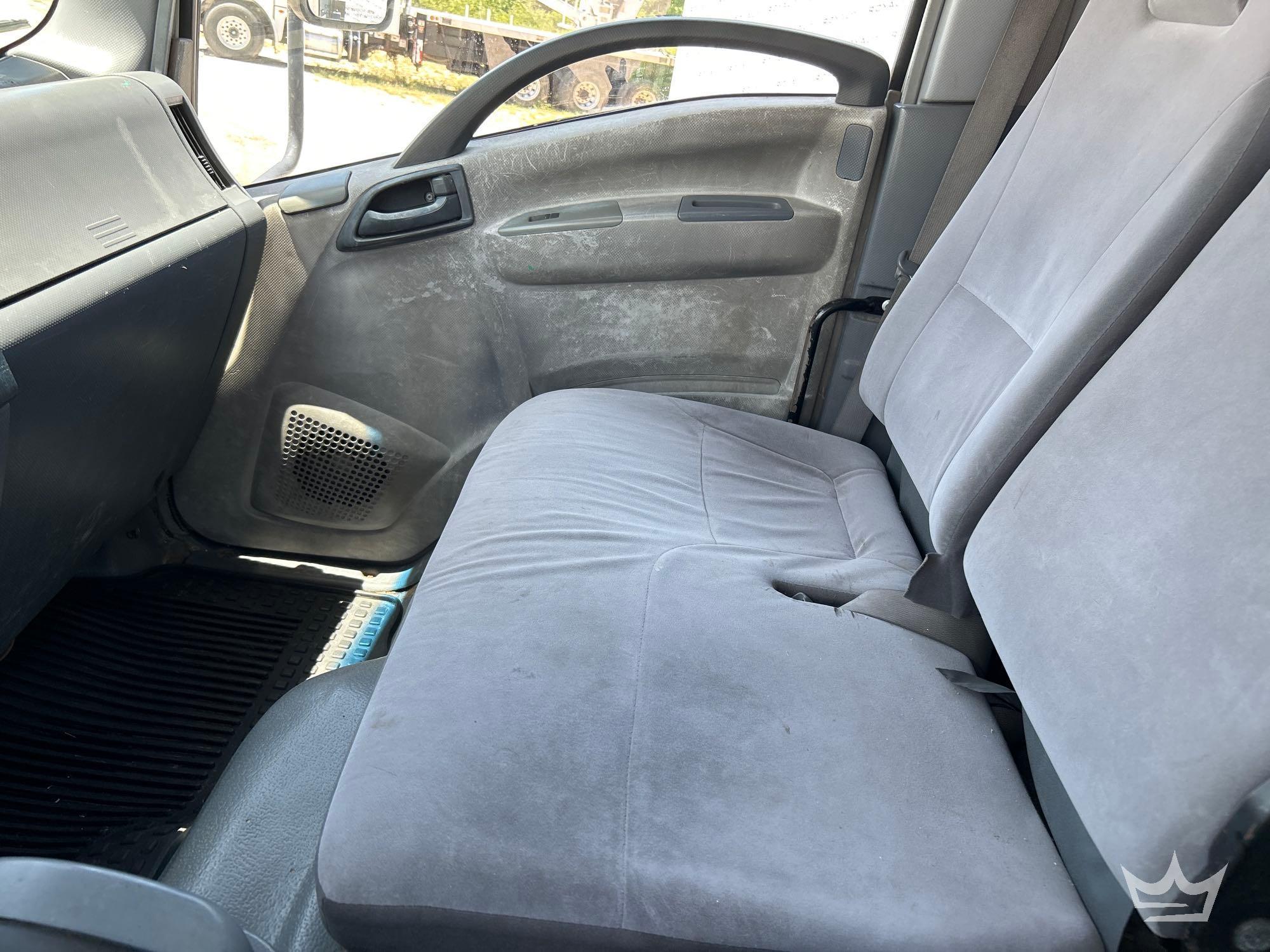 2008 Isuzu NRR