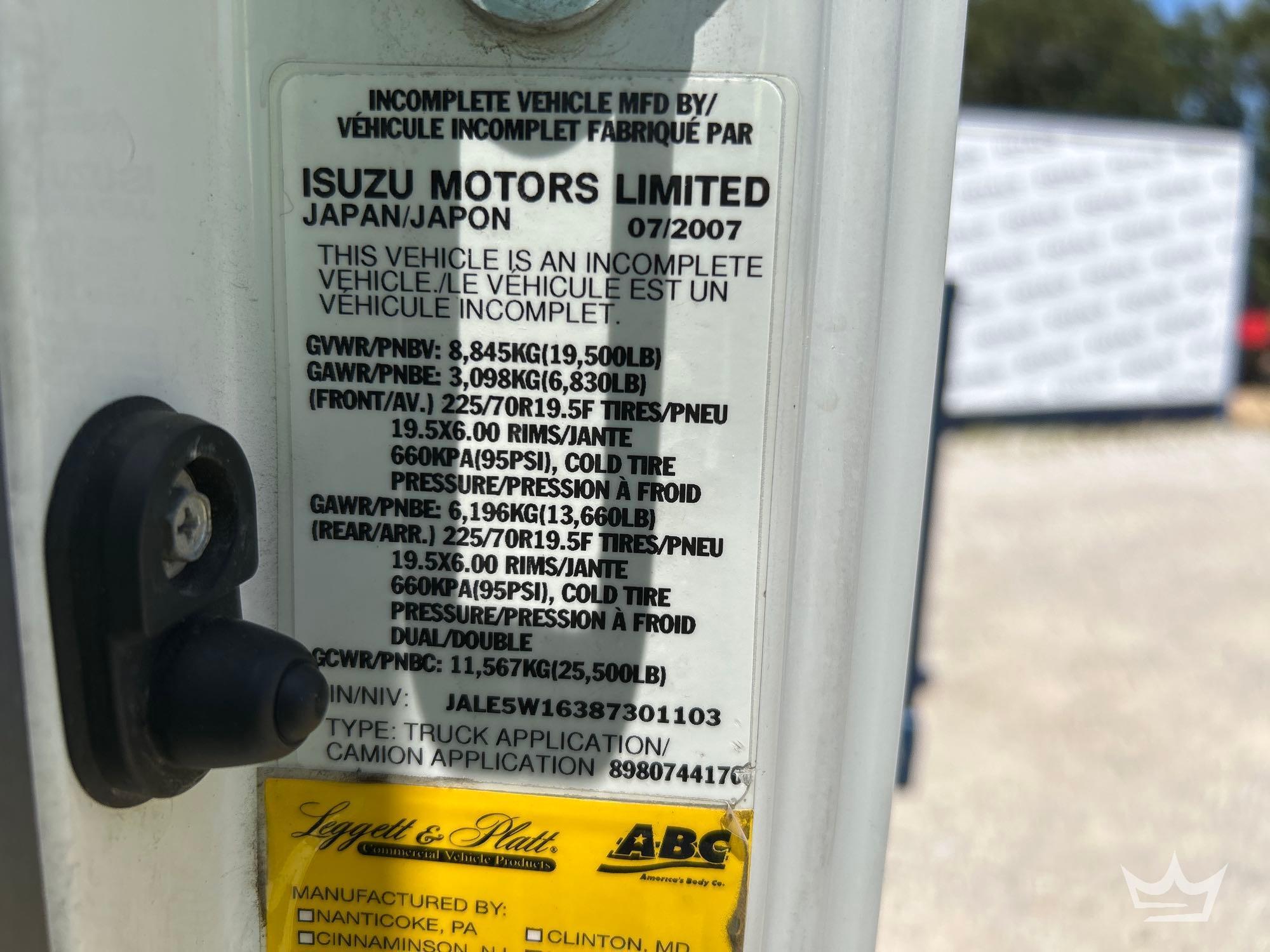 2008 Isuzu NRR