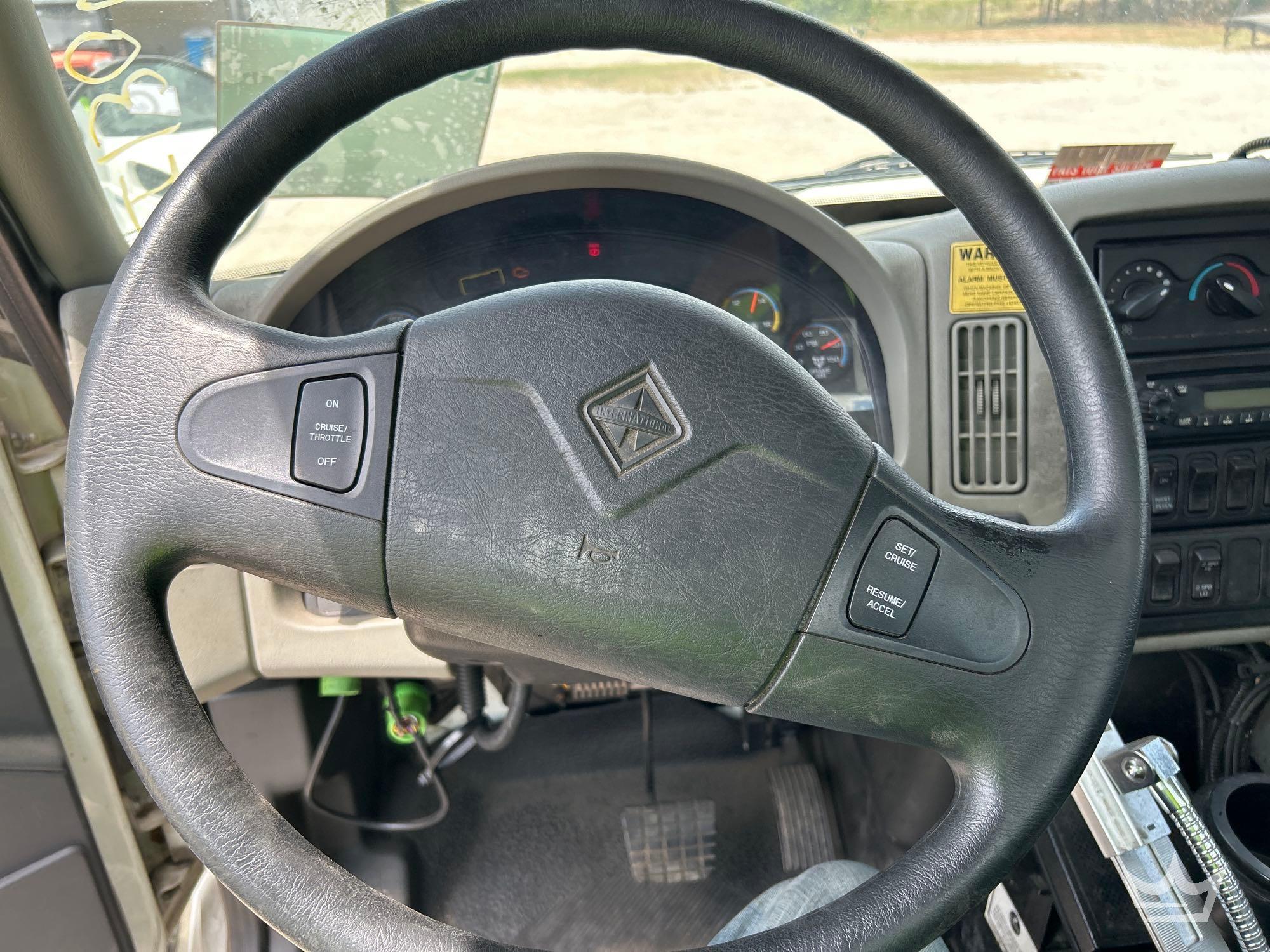 2014 International DURASTAR 4300