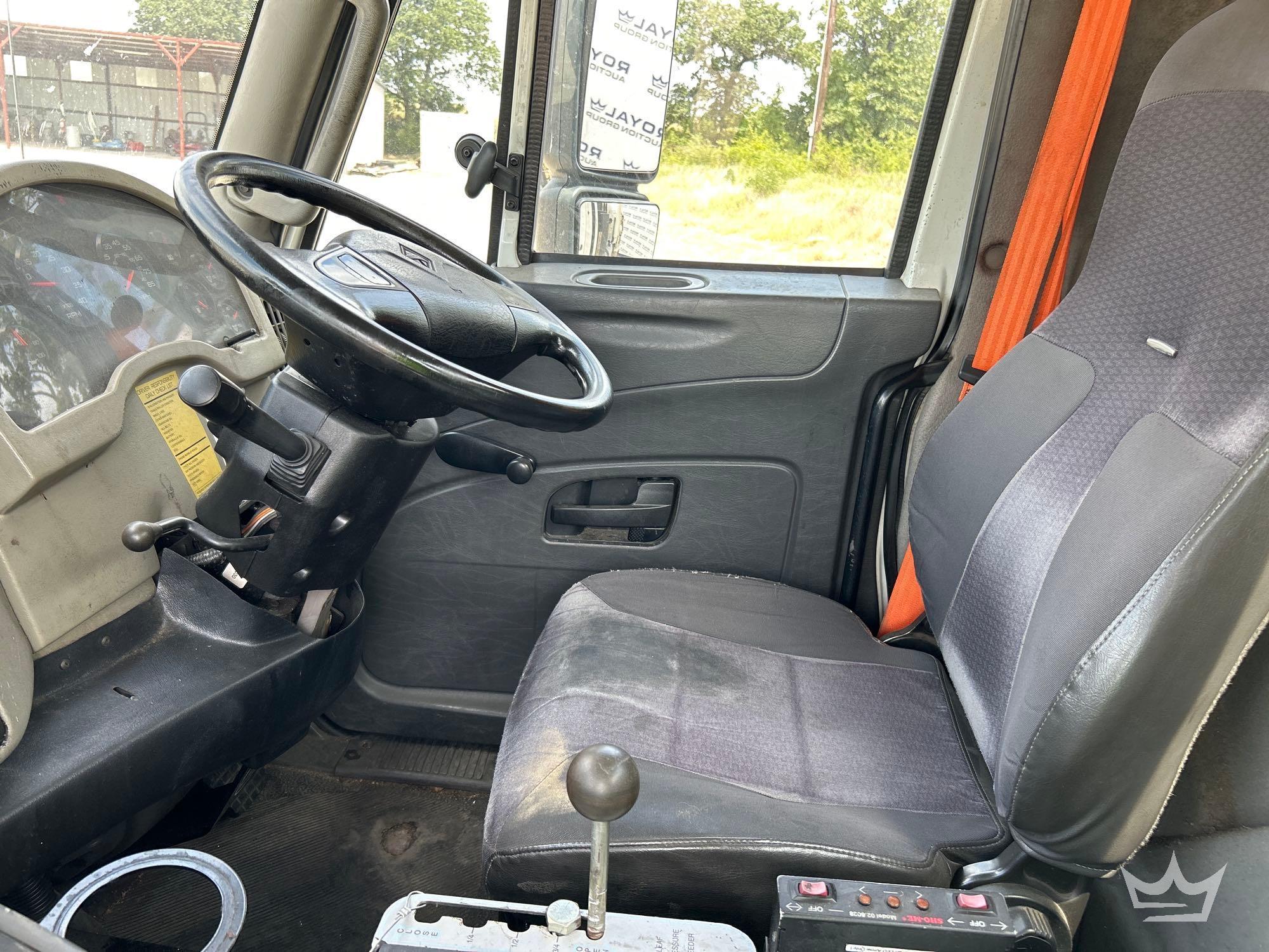 2014 International DURASTAR 4300