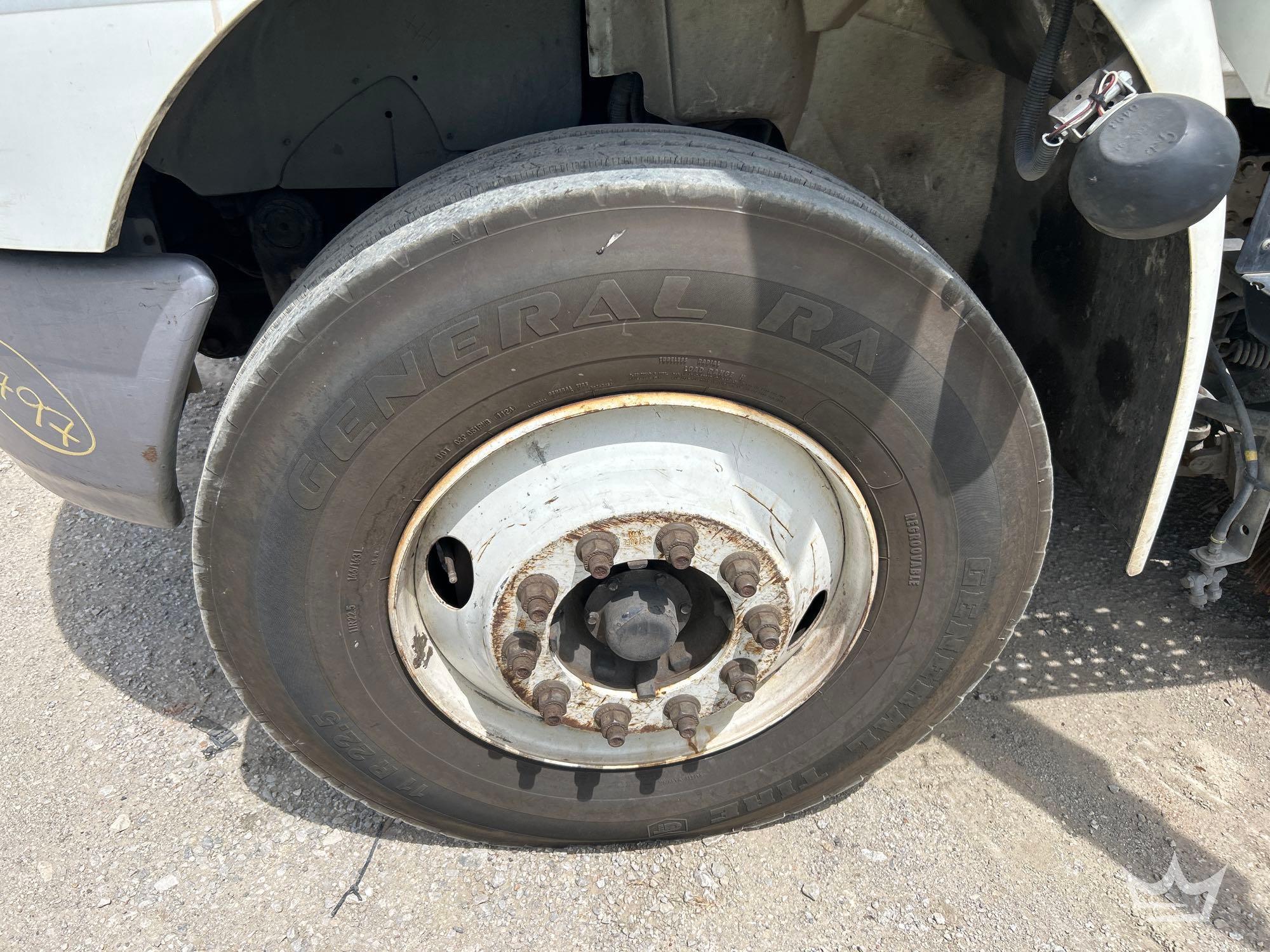 2014 International DURASTAR 4300