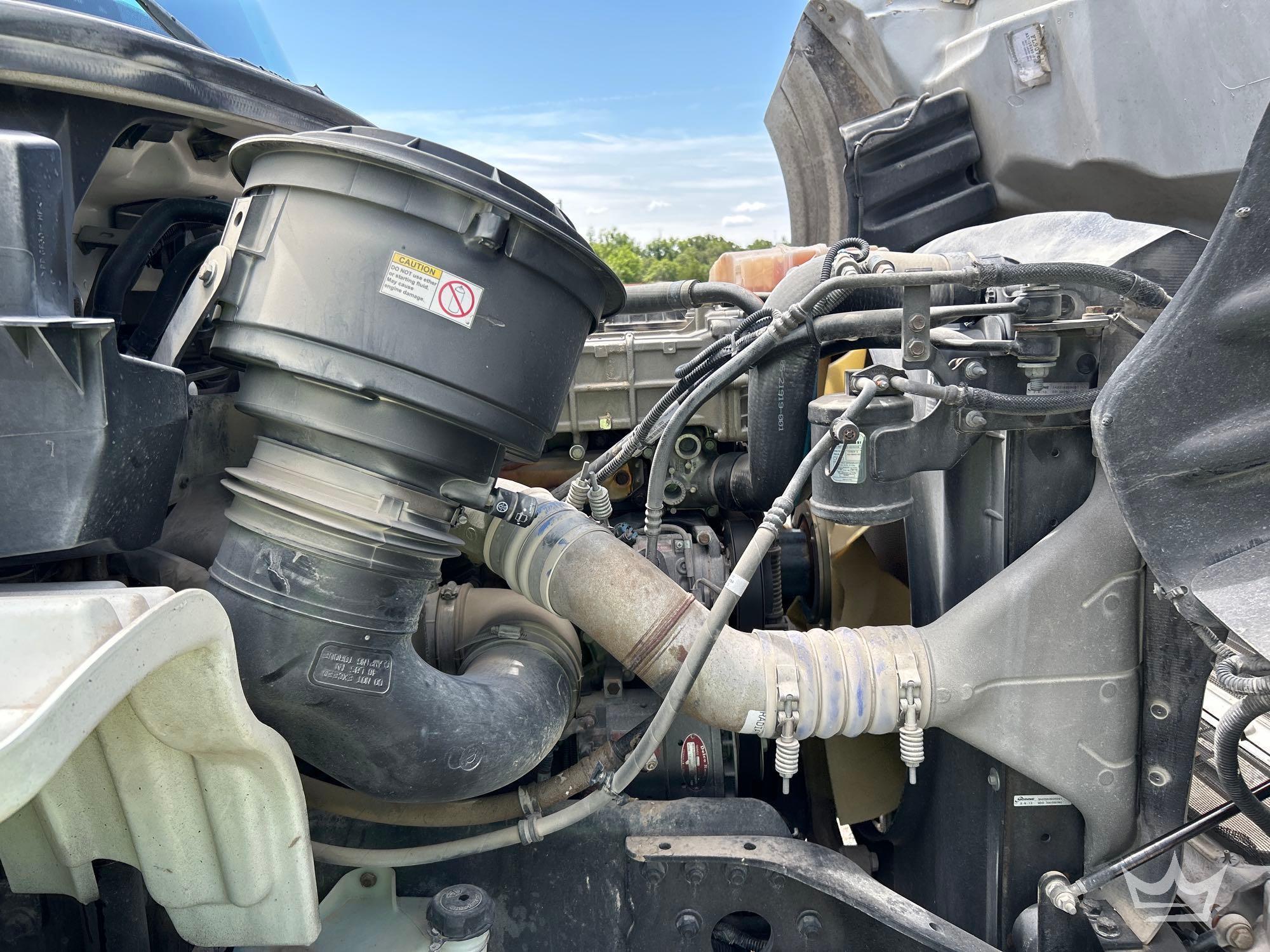 2014 Freightliner M2 106