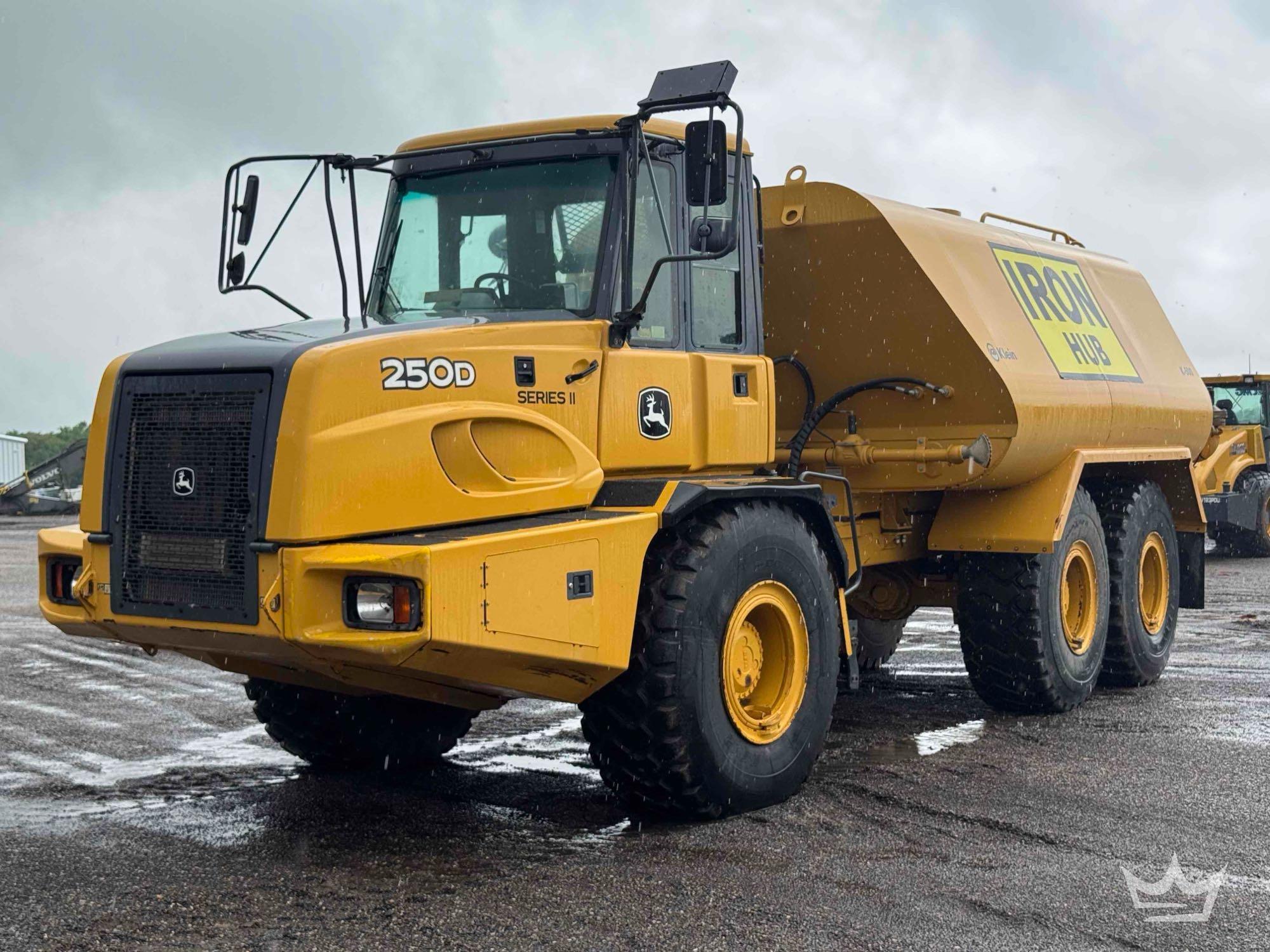 2013 John Deere 250D