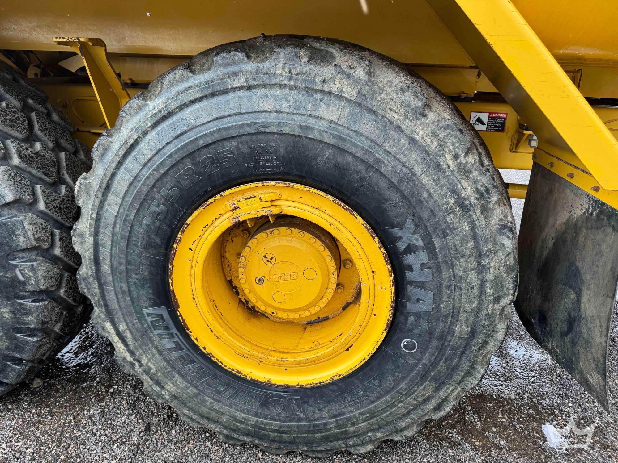 2013 John Deere 250D