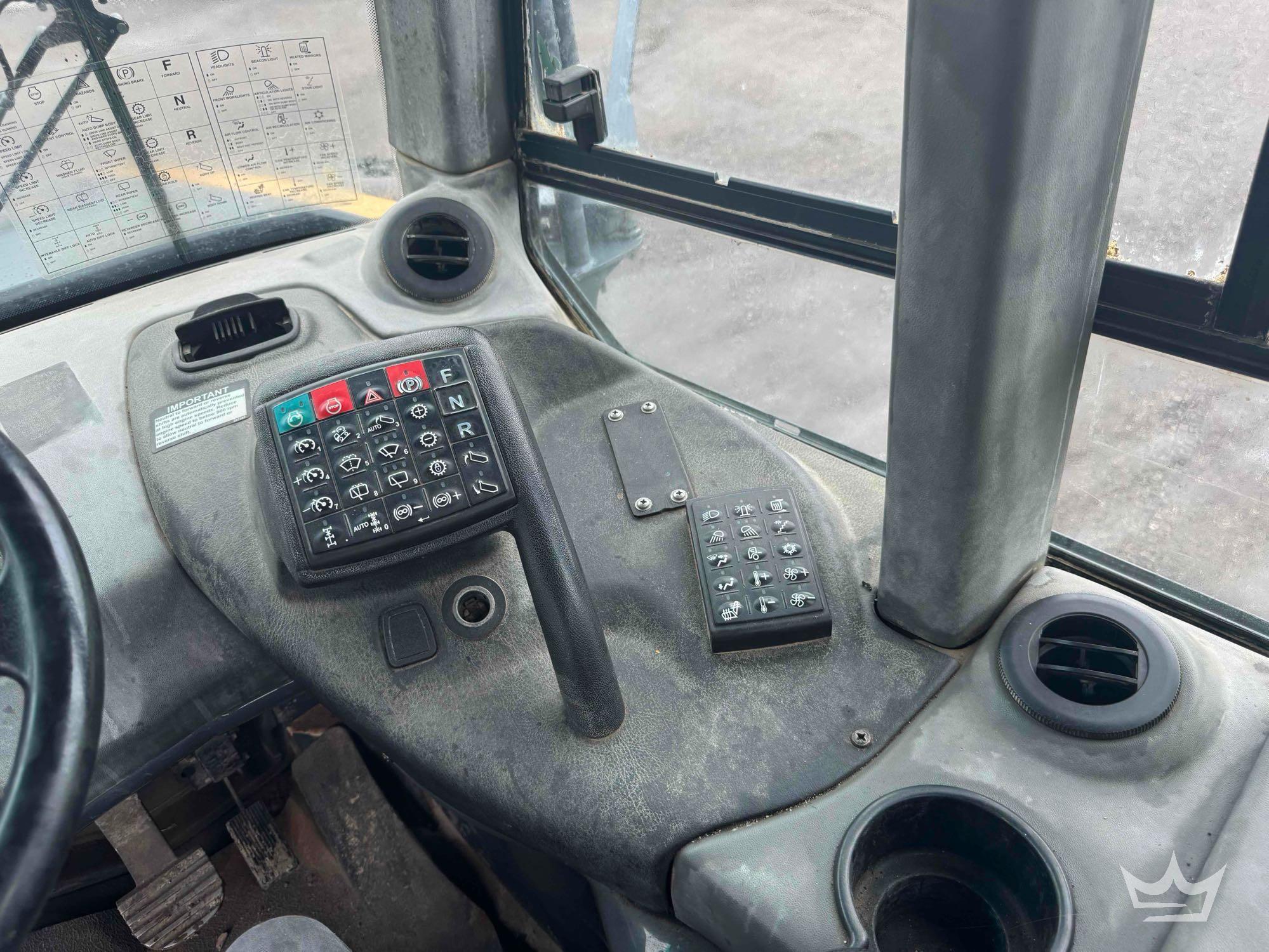 2013 John Deere 250D