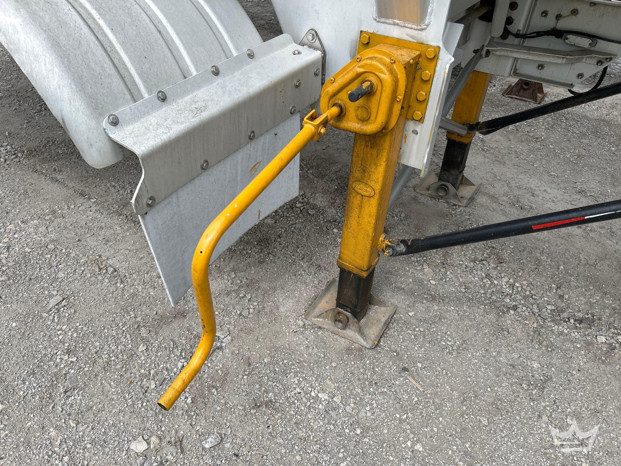 2006 Heil 407