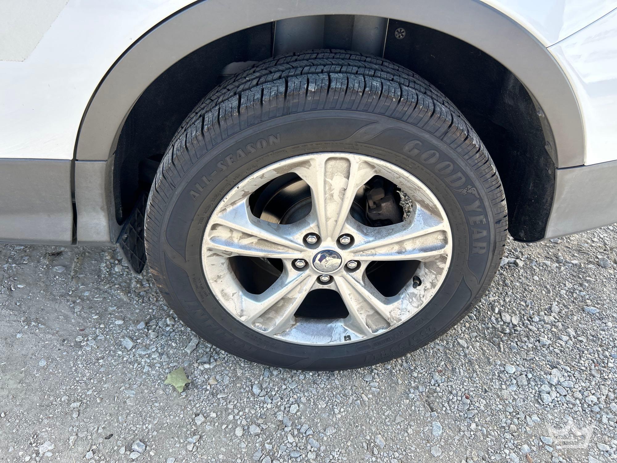 2013 Ford ESCAPE