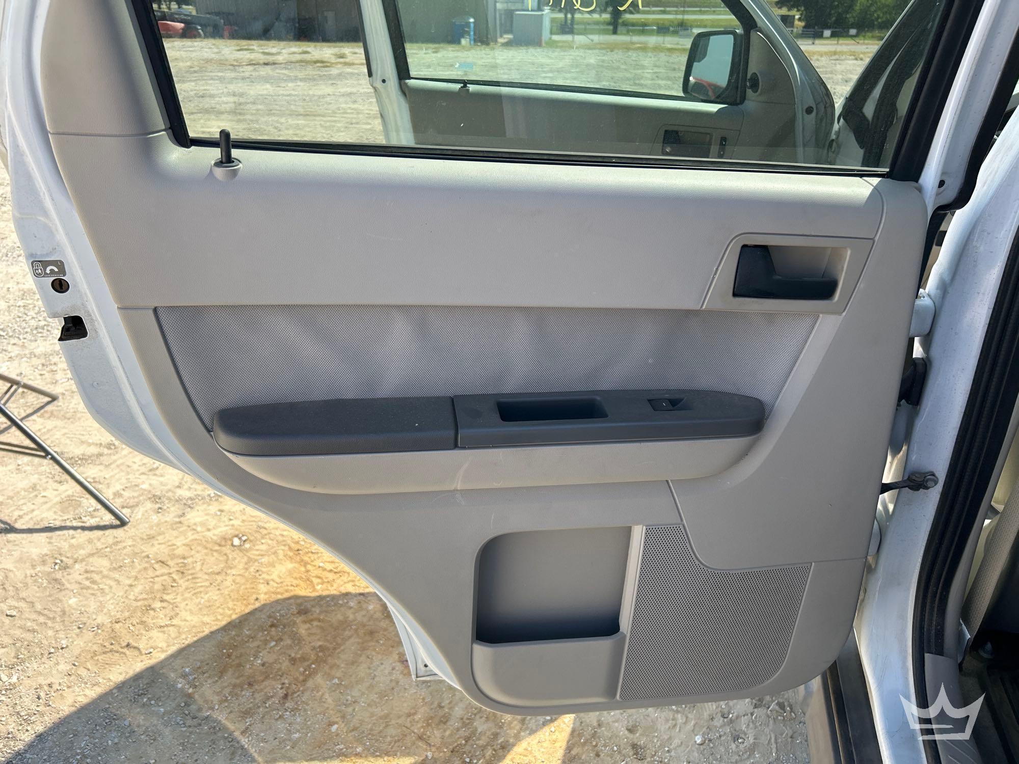 2010 Ford ESCAPE