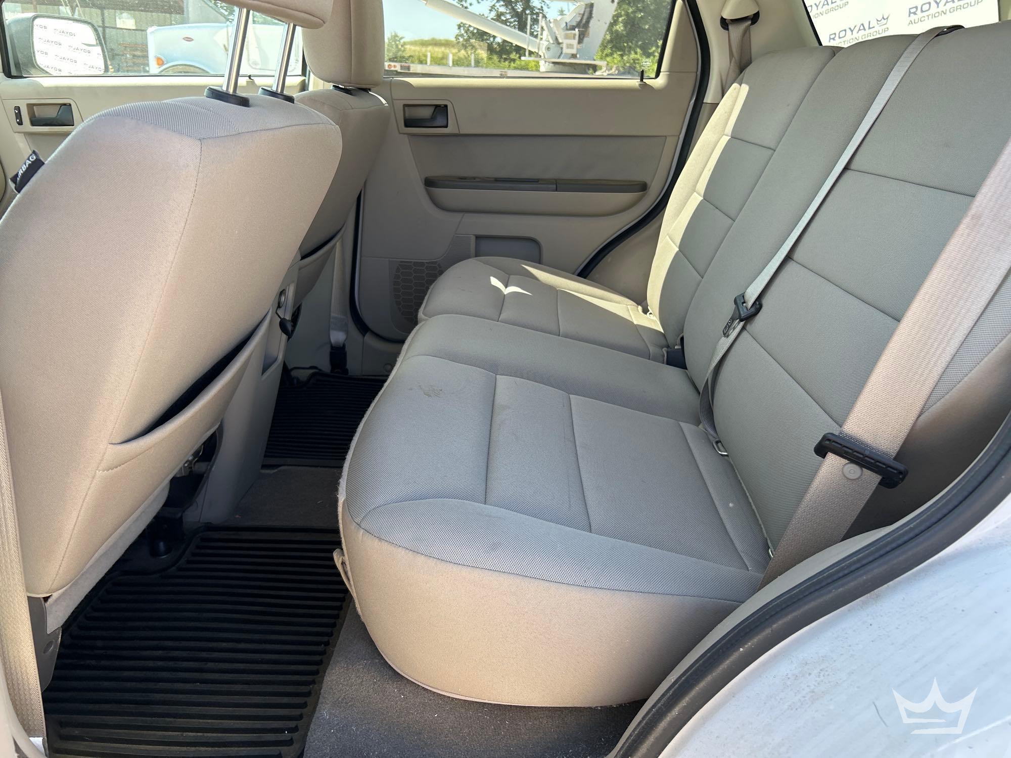 2010 Ford ESCAPE