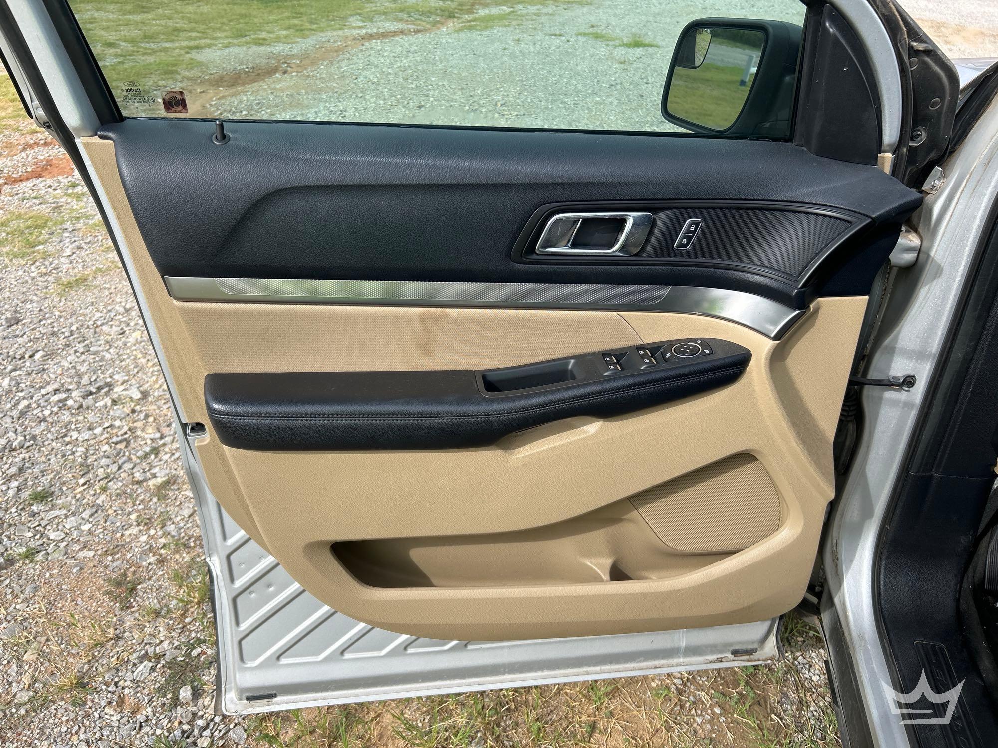 2016 Ford EXPLORER