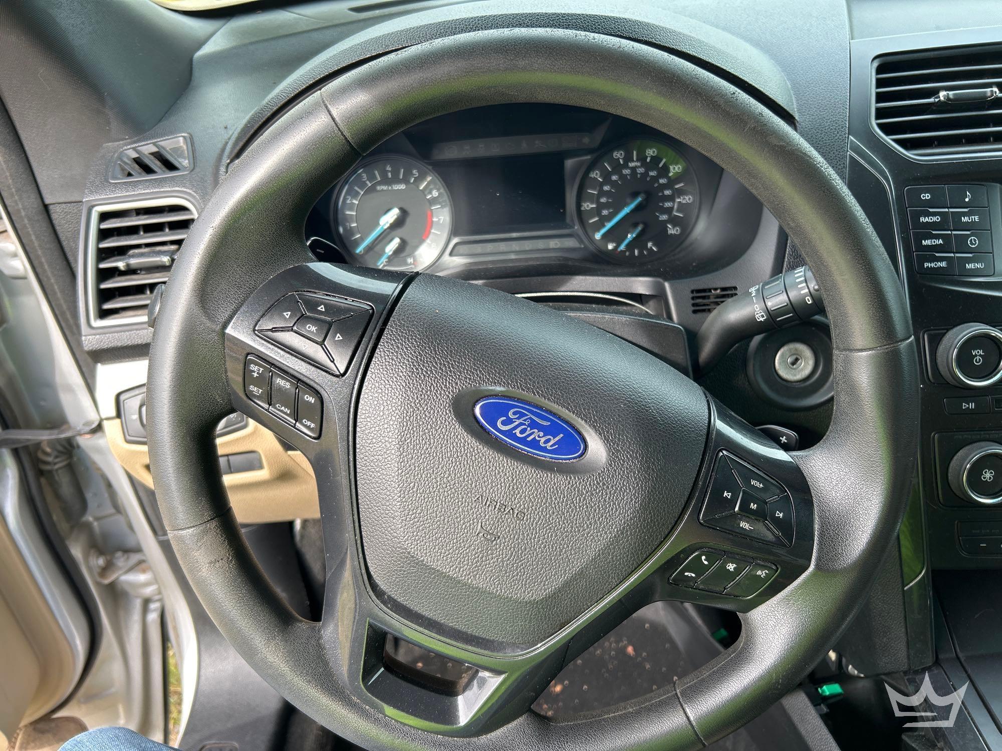 2016 Ford EXPLORER
