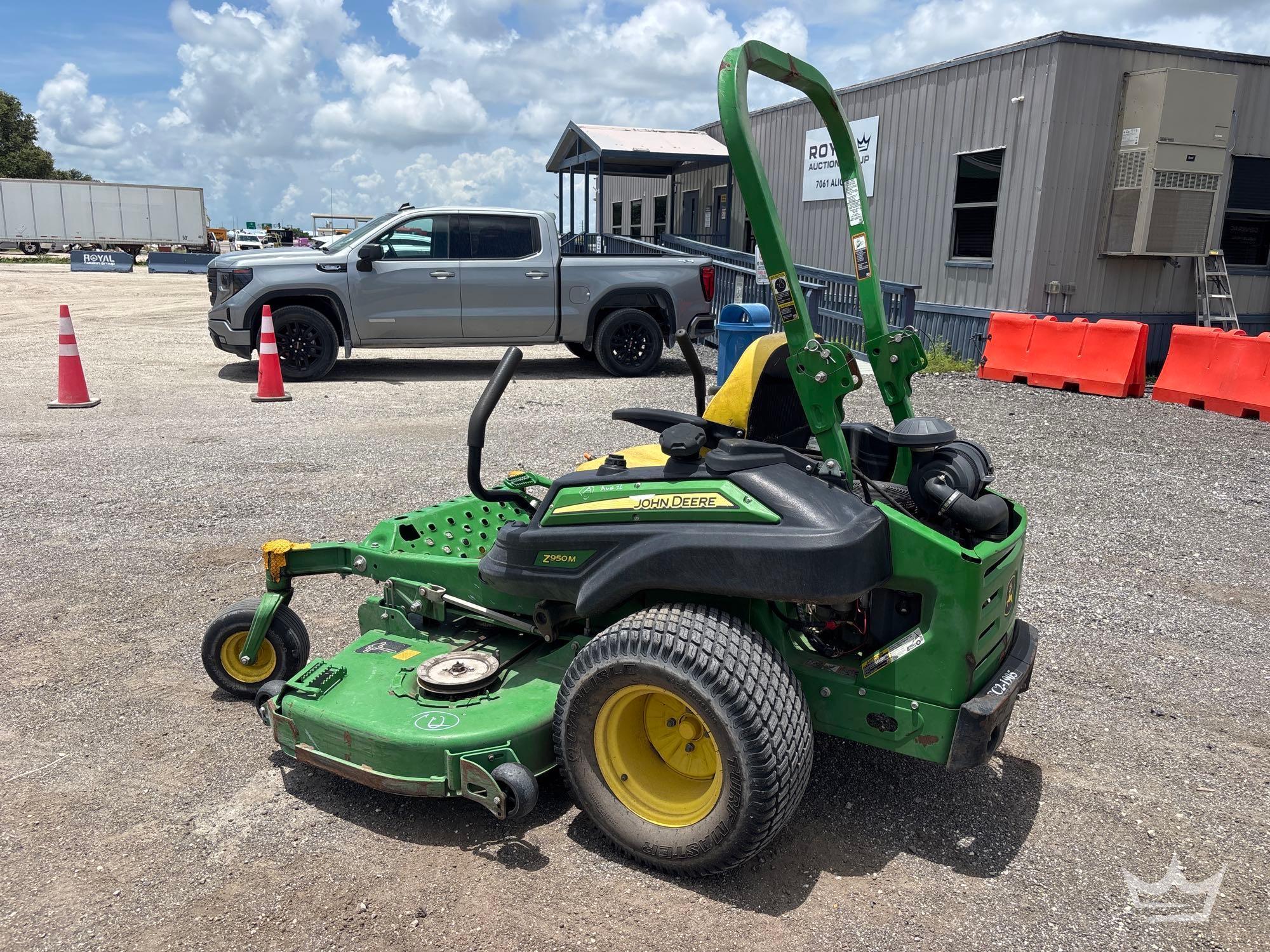 2018 John Deere ZTrak Z950M