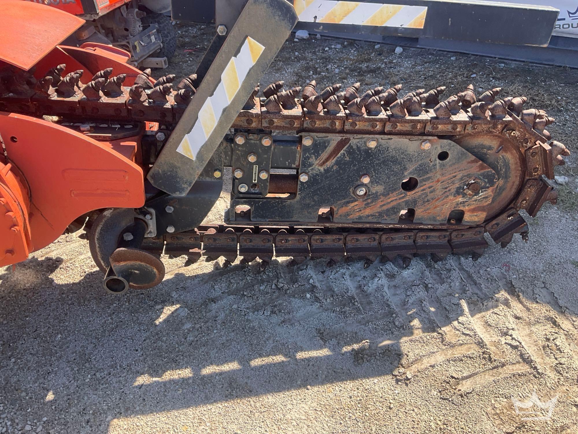 2015 Ditch Witch RT100