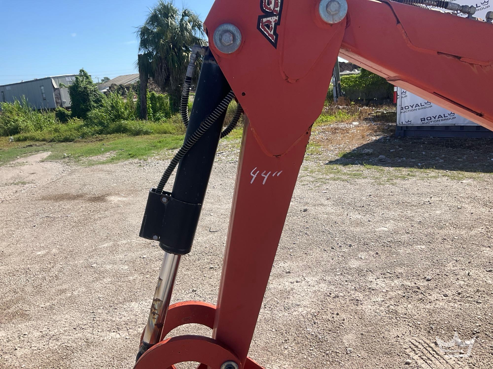 2015 Ditch Witch RT100