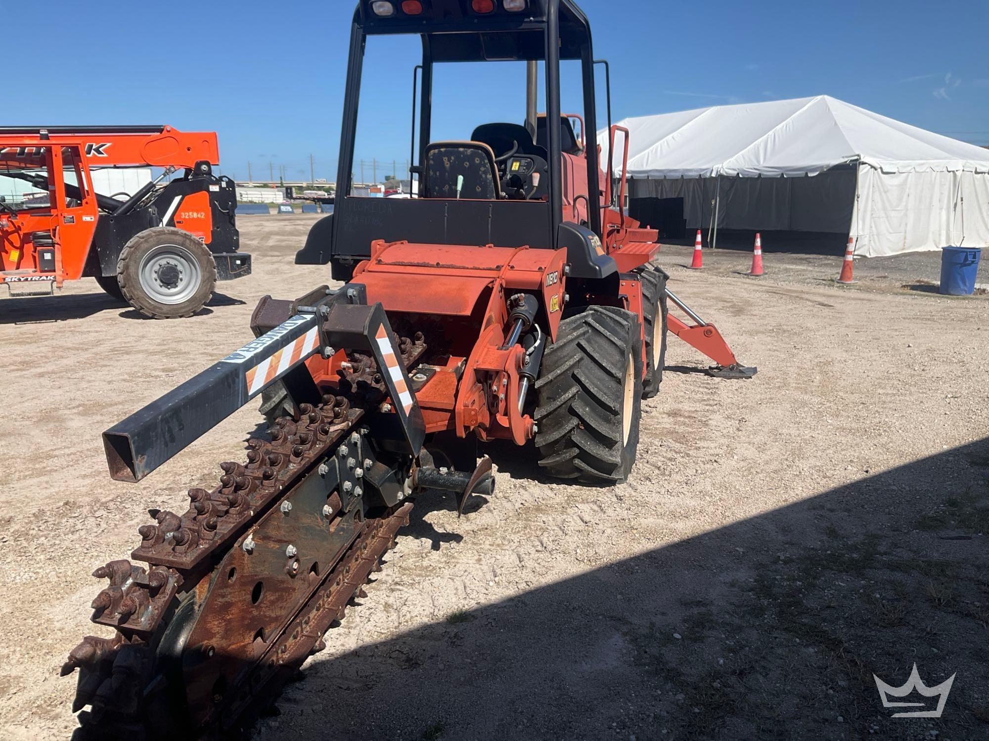 2015 Ditch Witch RT100
