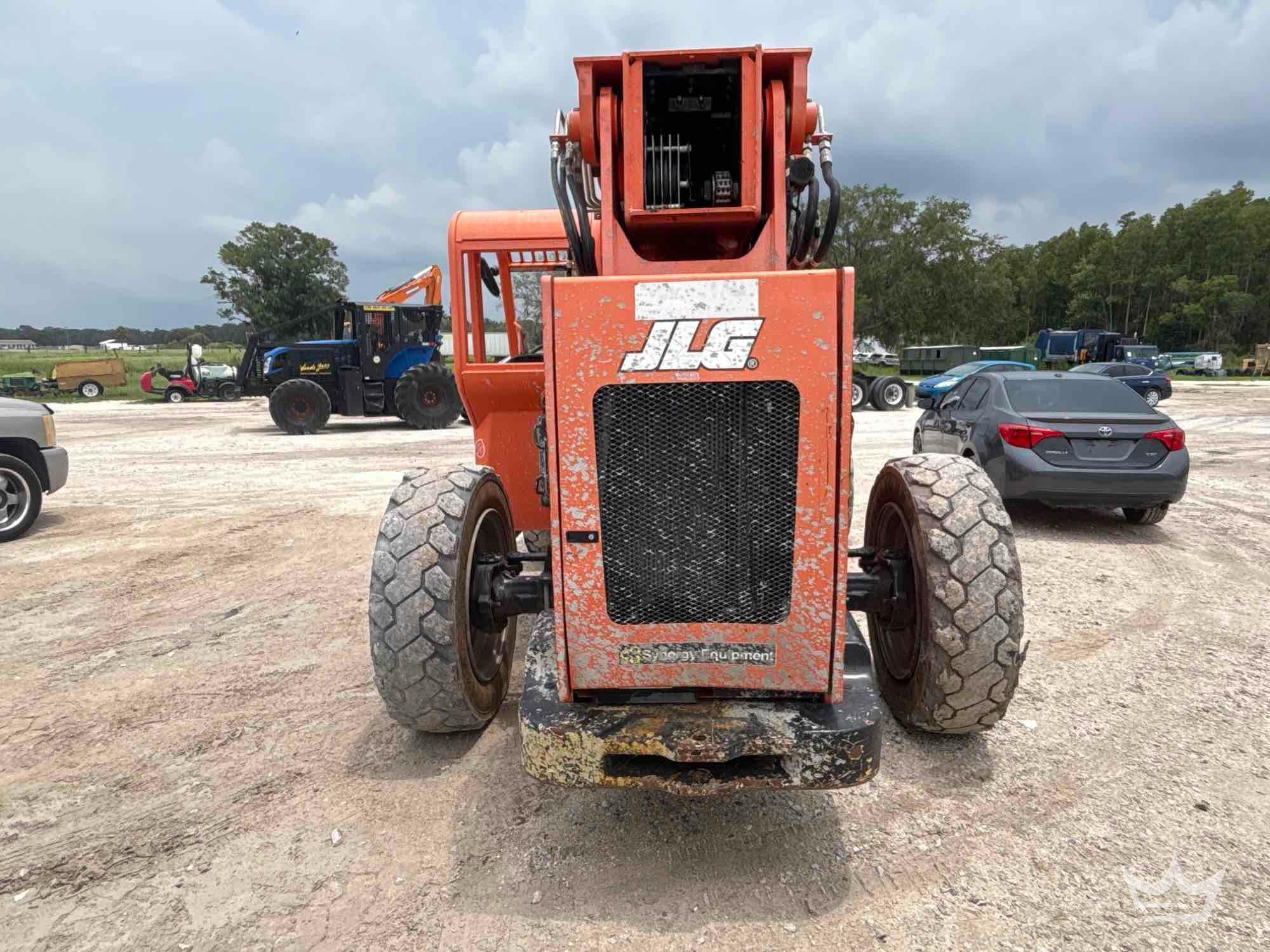 2019 JLG 6042