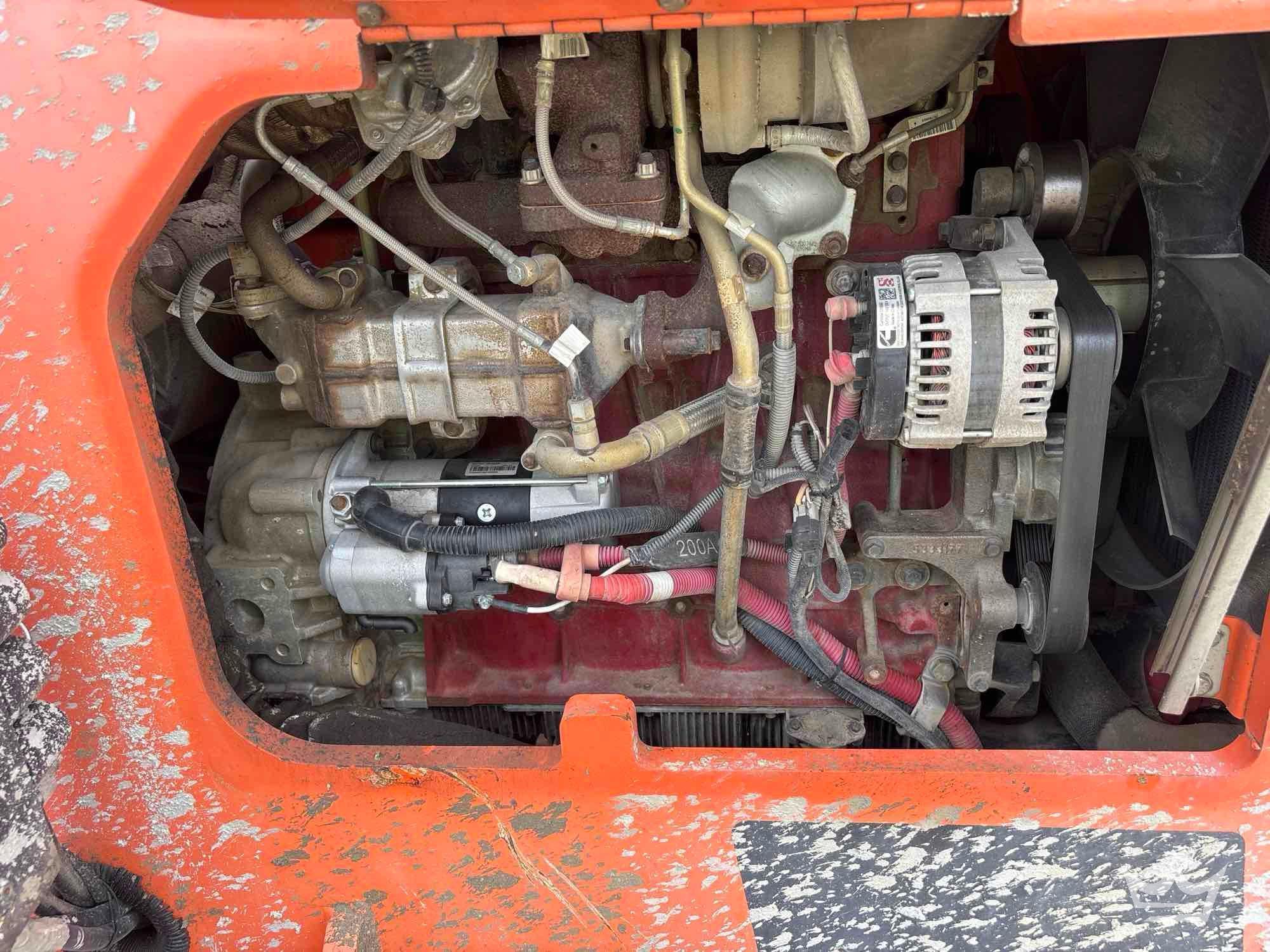 2019 JLG 6042