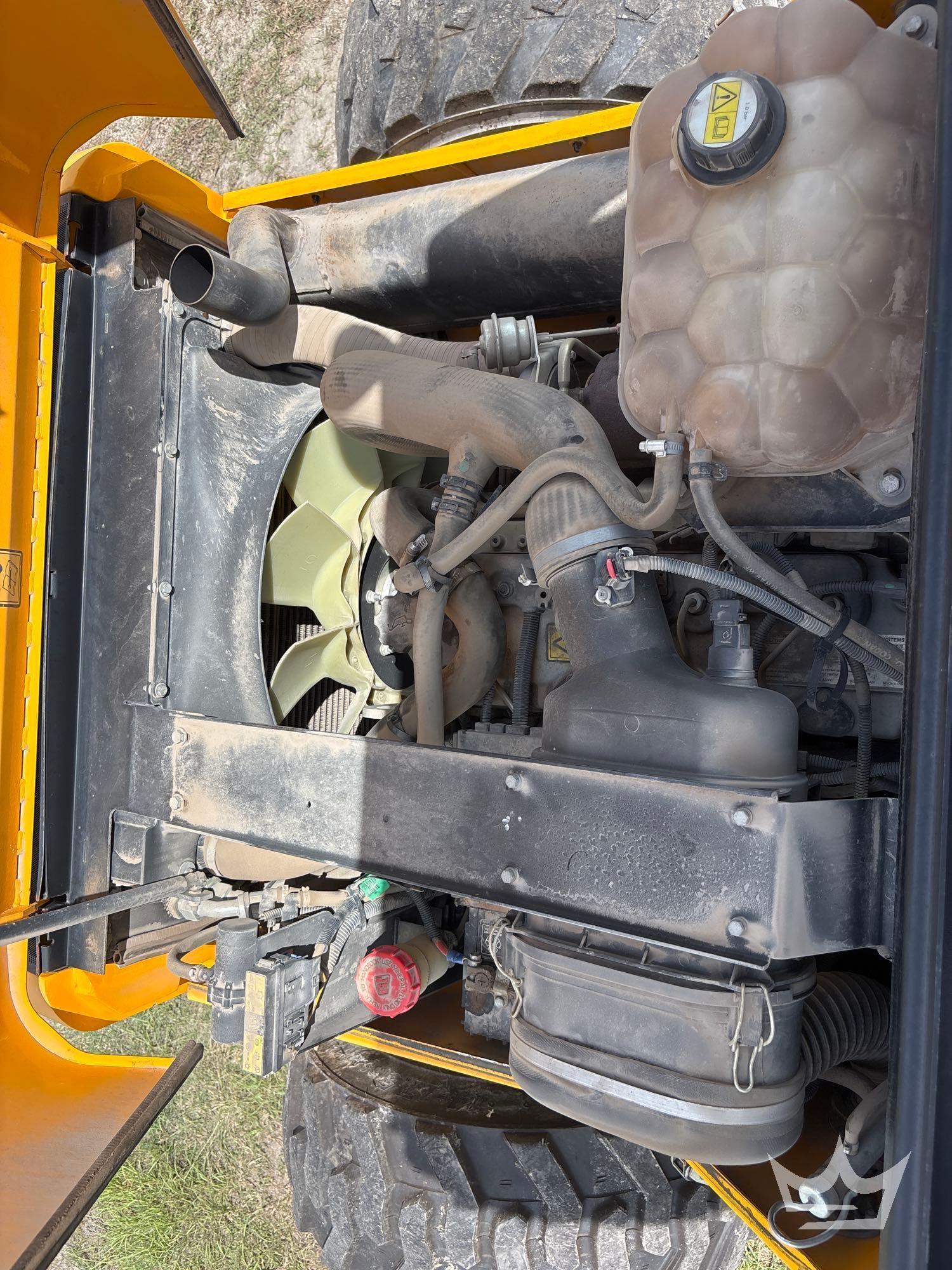 2020 JCB 930-4