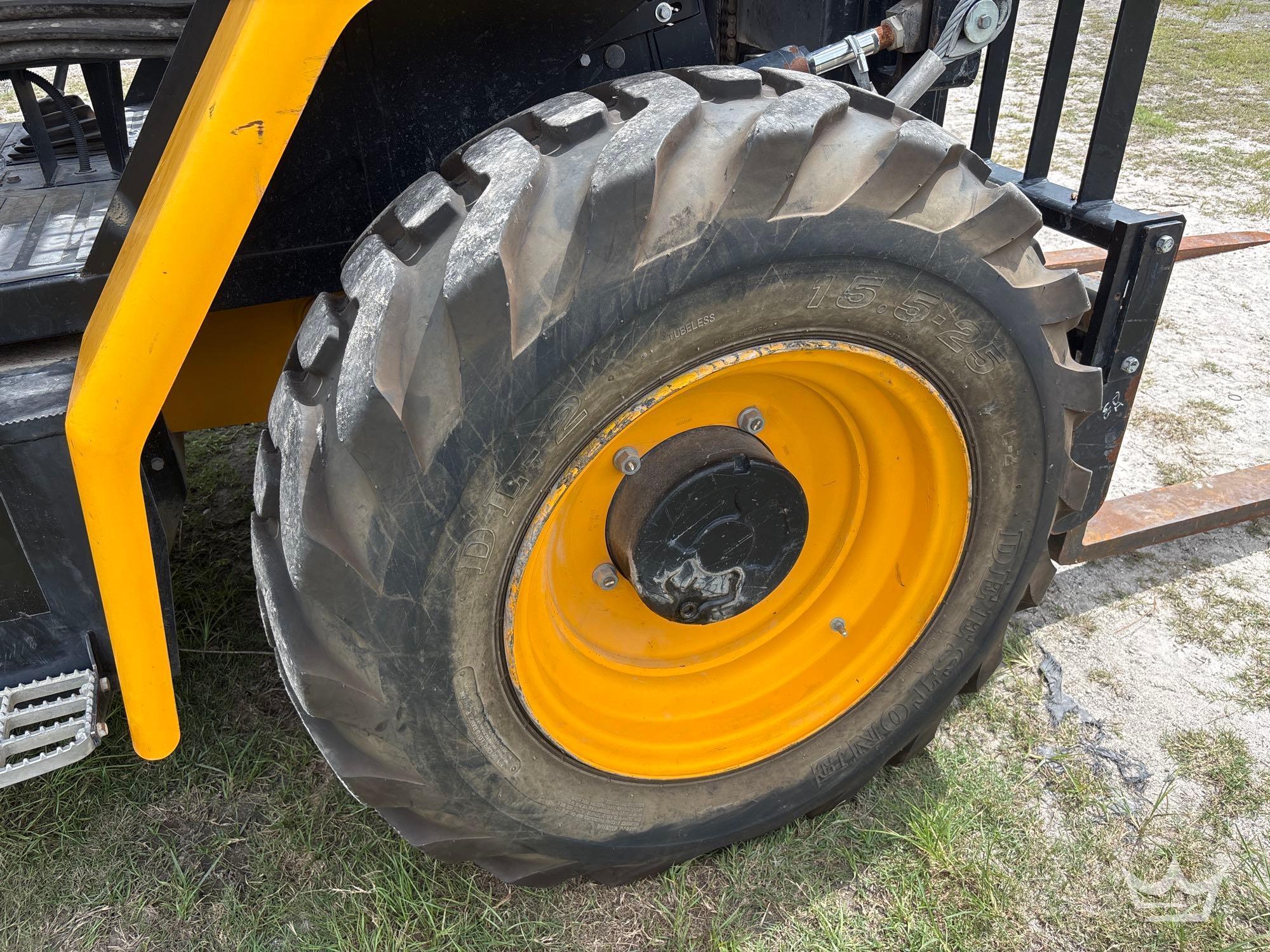 2020 JCB 930-4