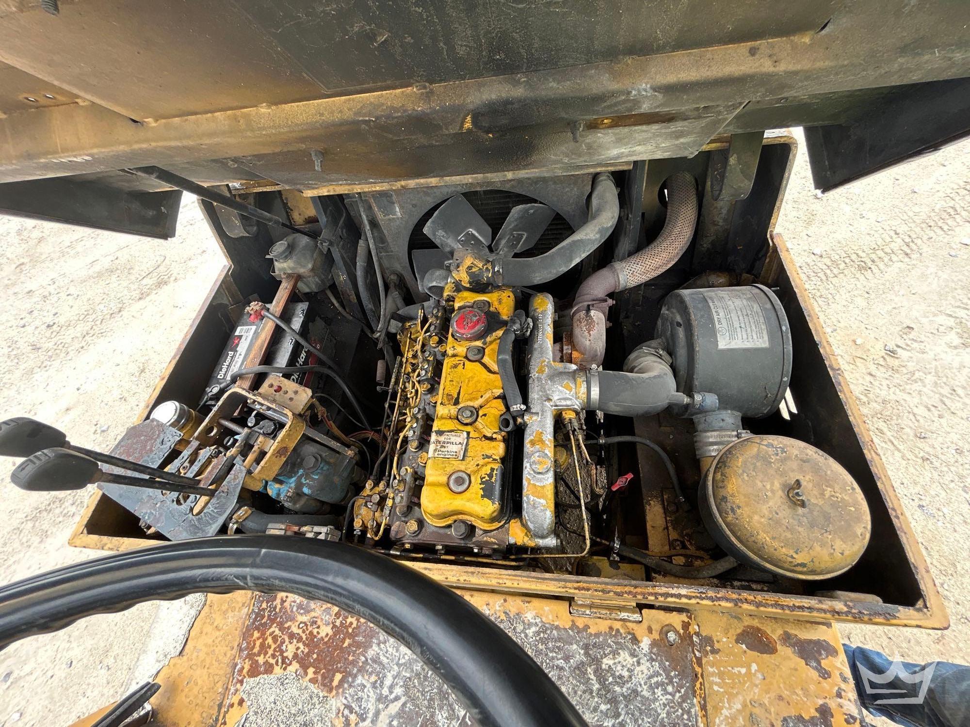 1992 Caterpillar VC110F