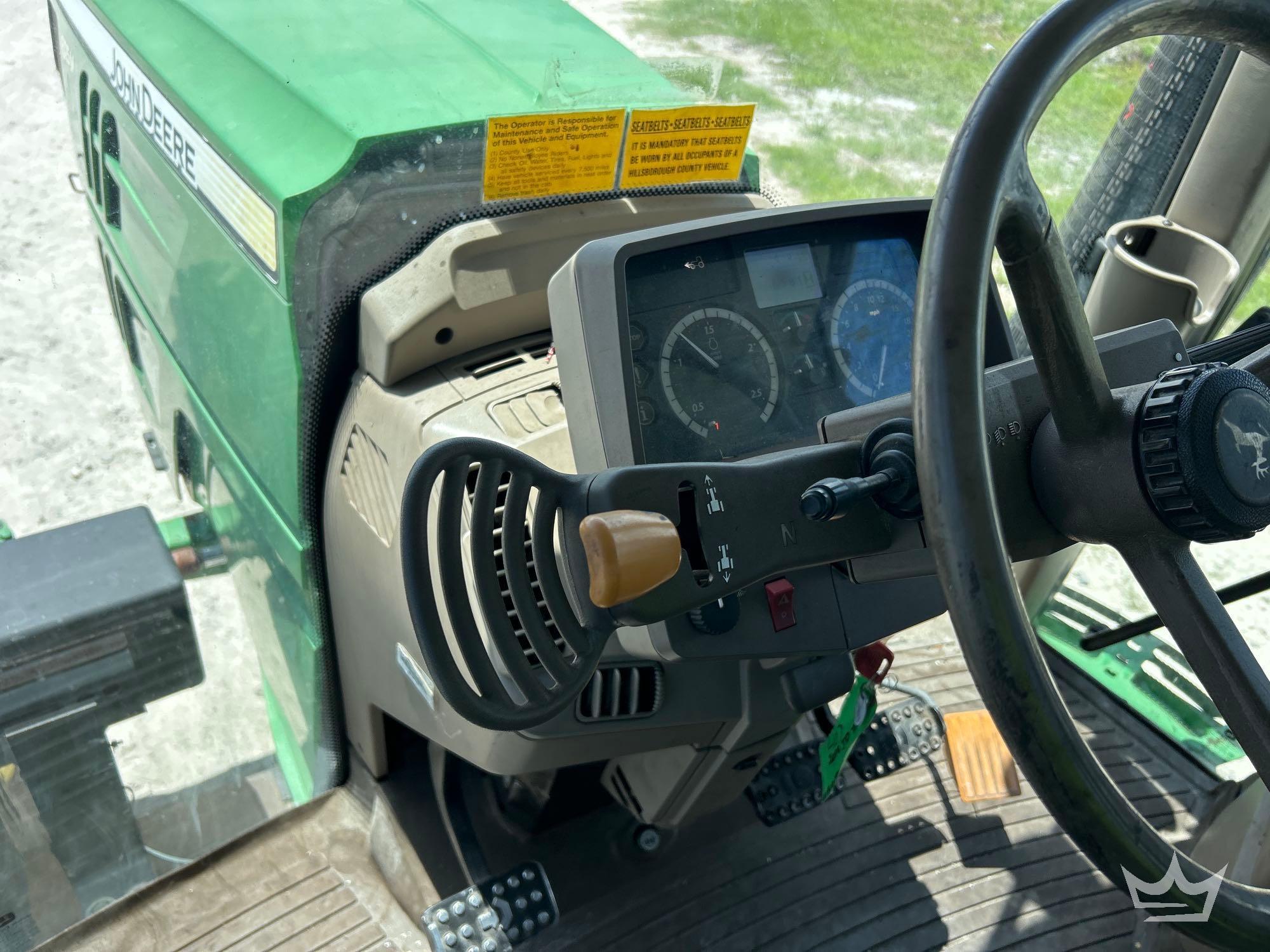 2014 John Deere 6125M