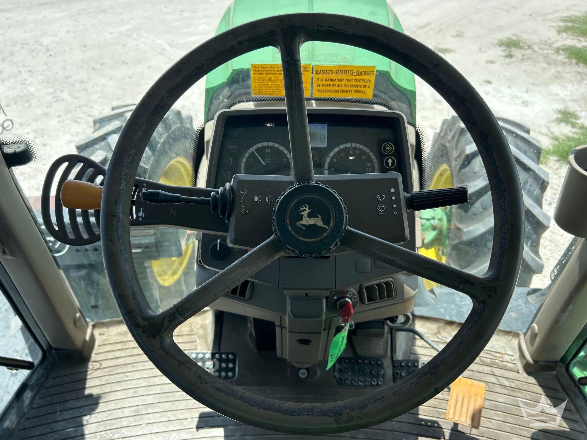 2014 John Deere 6125M