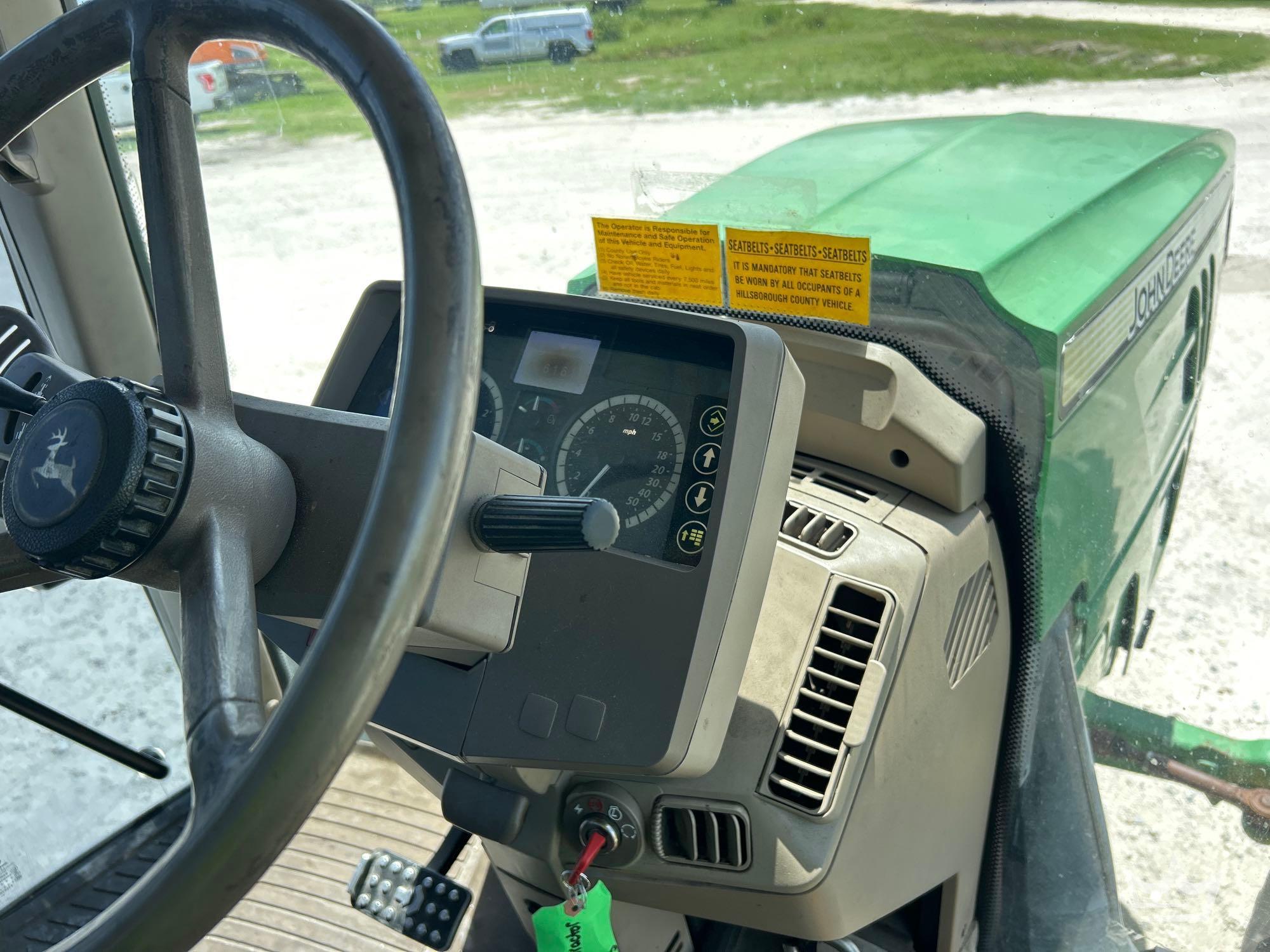 2014 John Deere 6125M