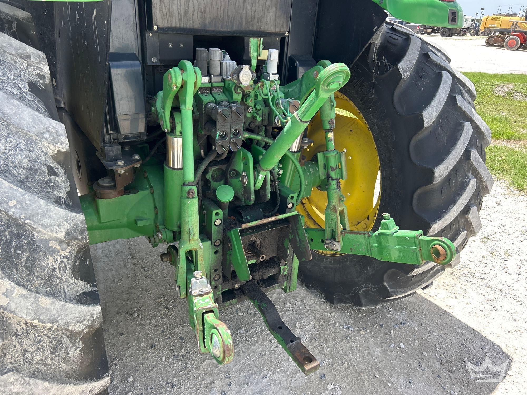 2014 John Deere 6125M
