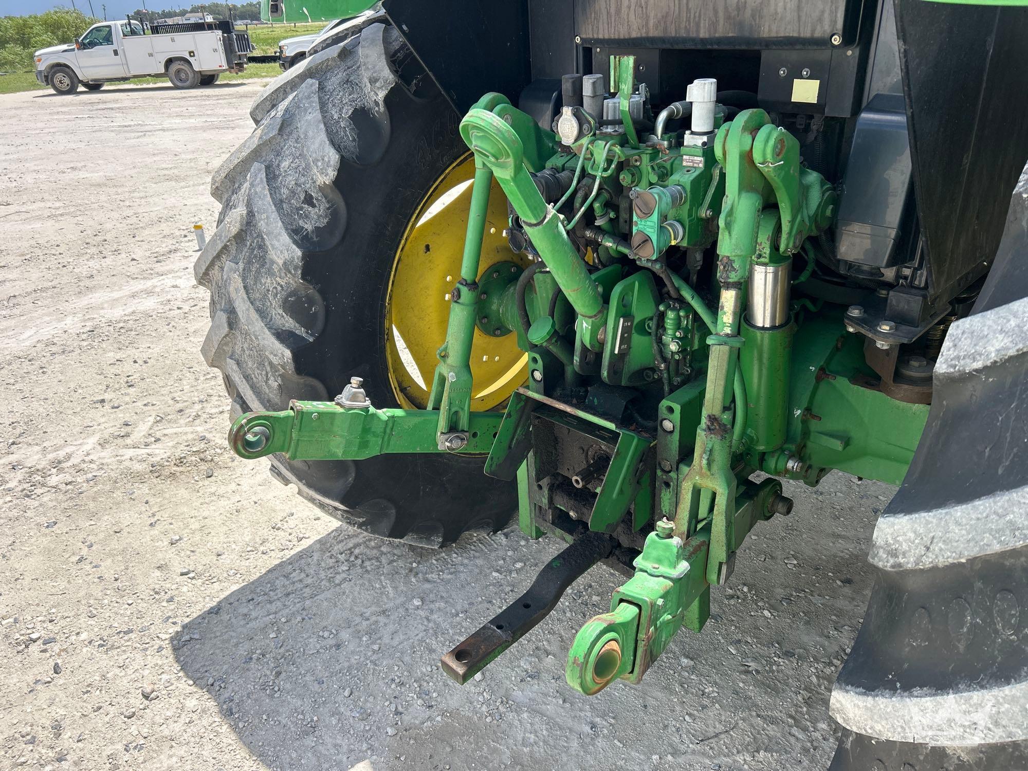 2014 John Deere 6125M