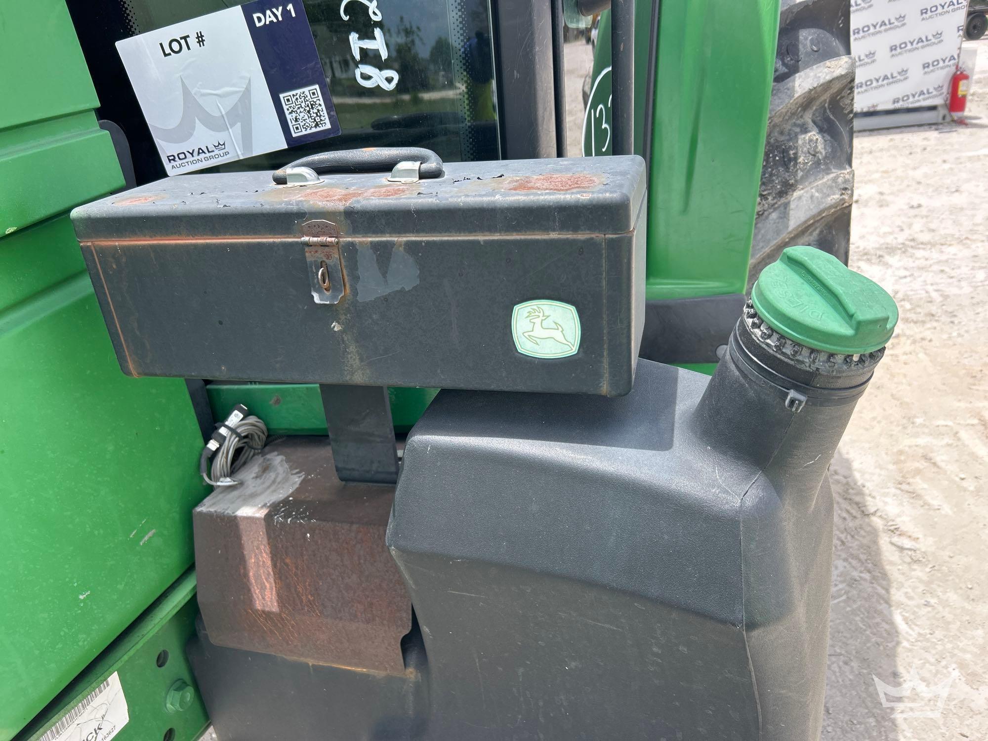 2014 John Deere 6125M