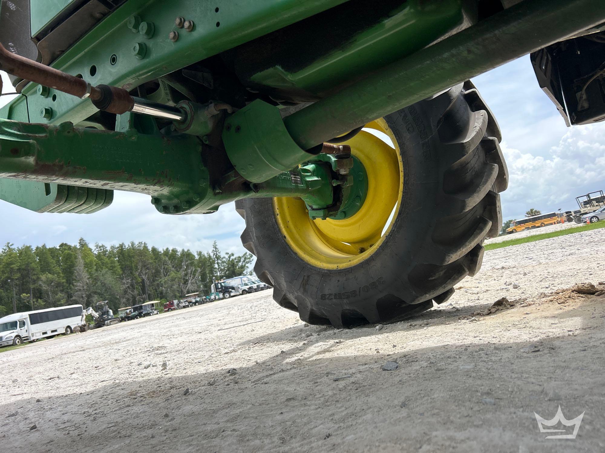 2014 John Deere 6125M