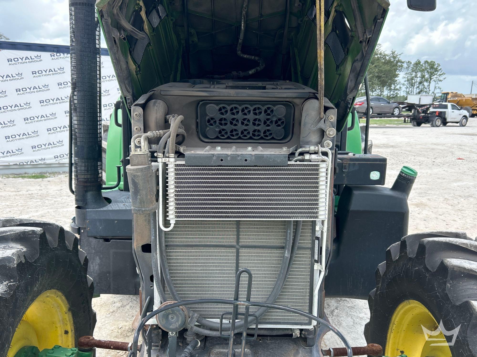 2014 John Deere 6125M
