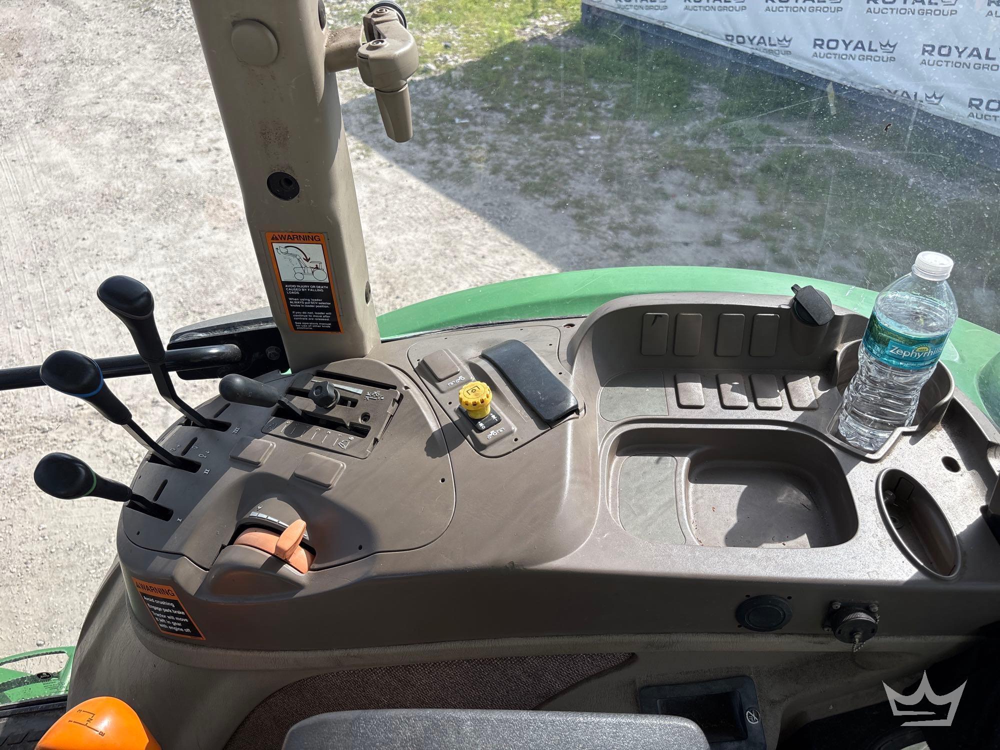 2015 John Deere 6115D