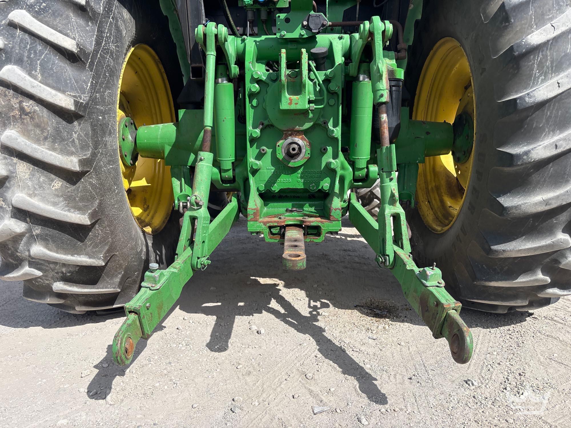 2015 John Deere 6115D