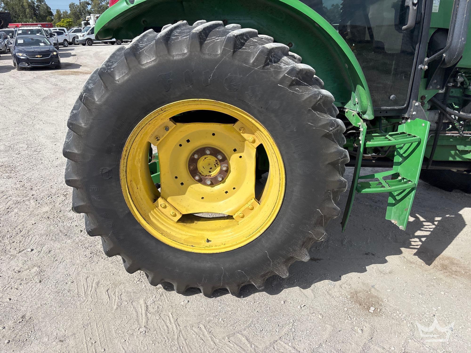 2015 John Deere 6115D