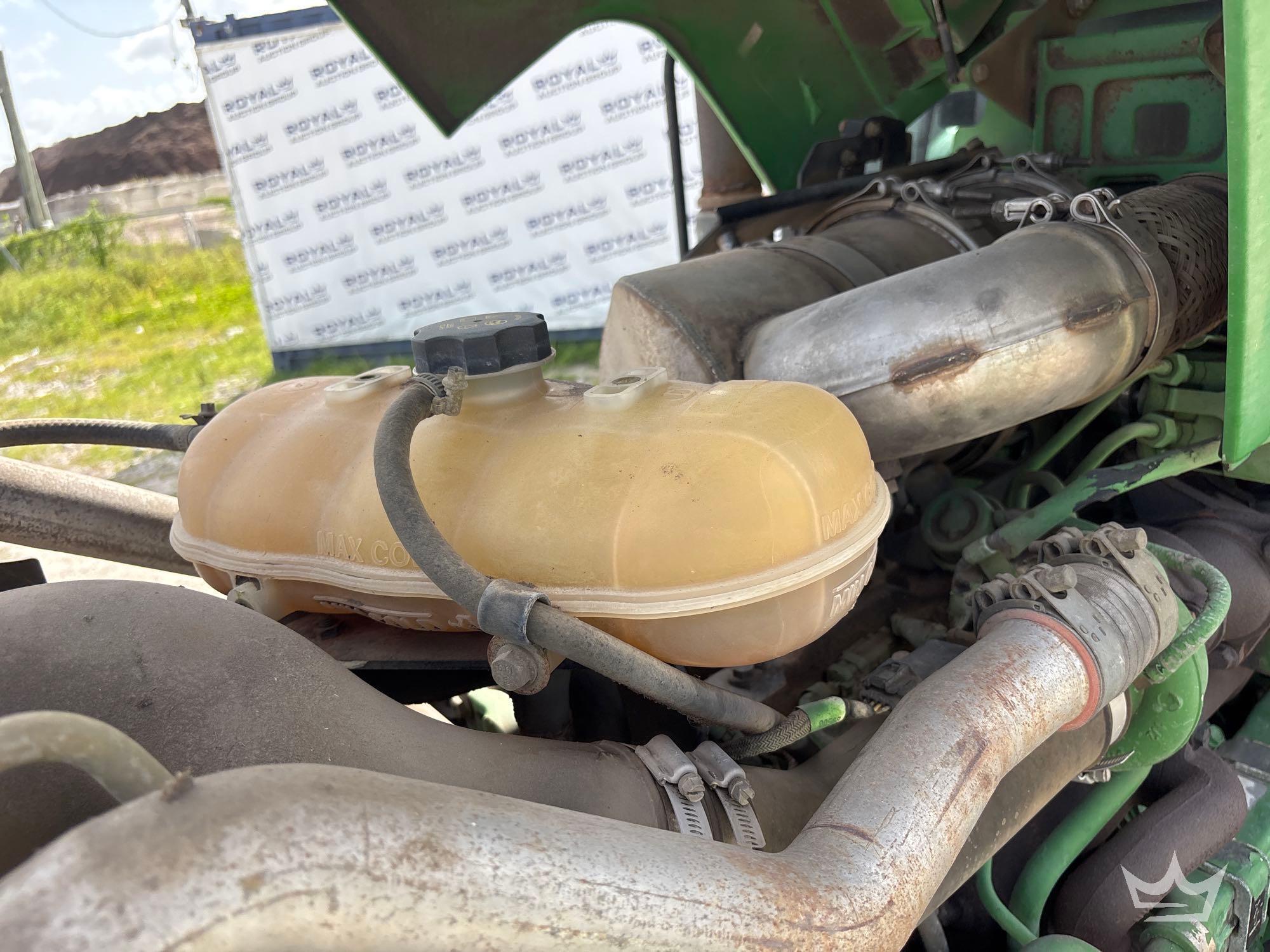 2015 John Deere 6115D