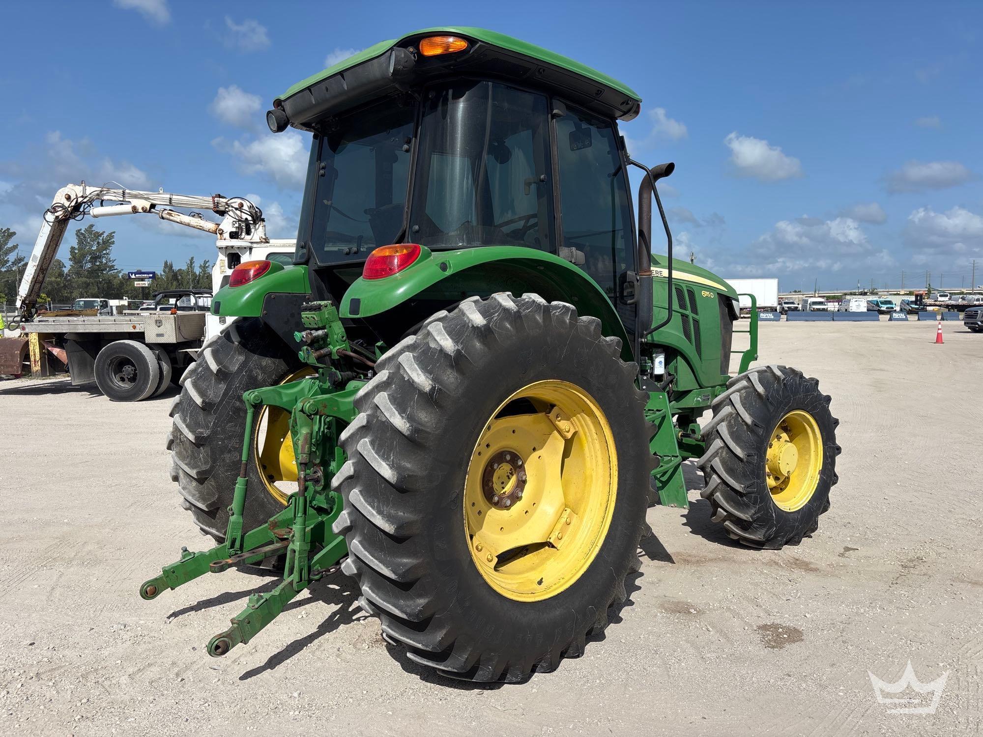 2015 John Deere 6115D