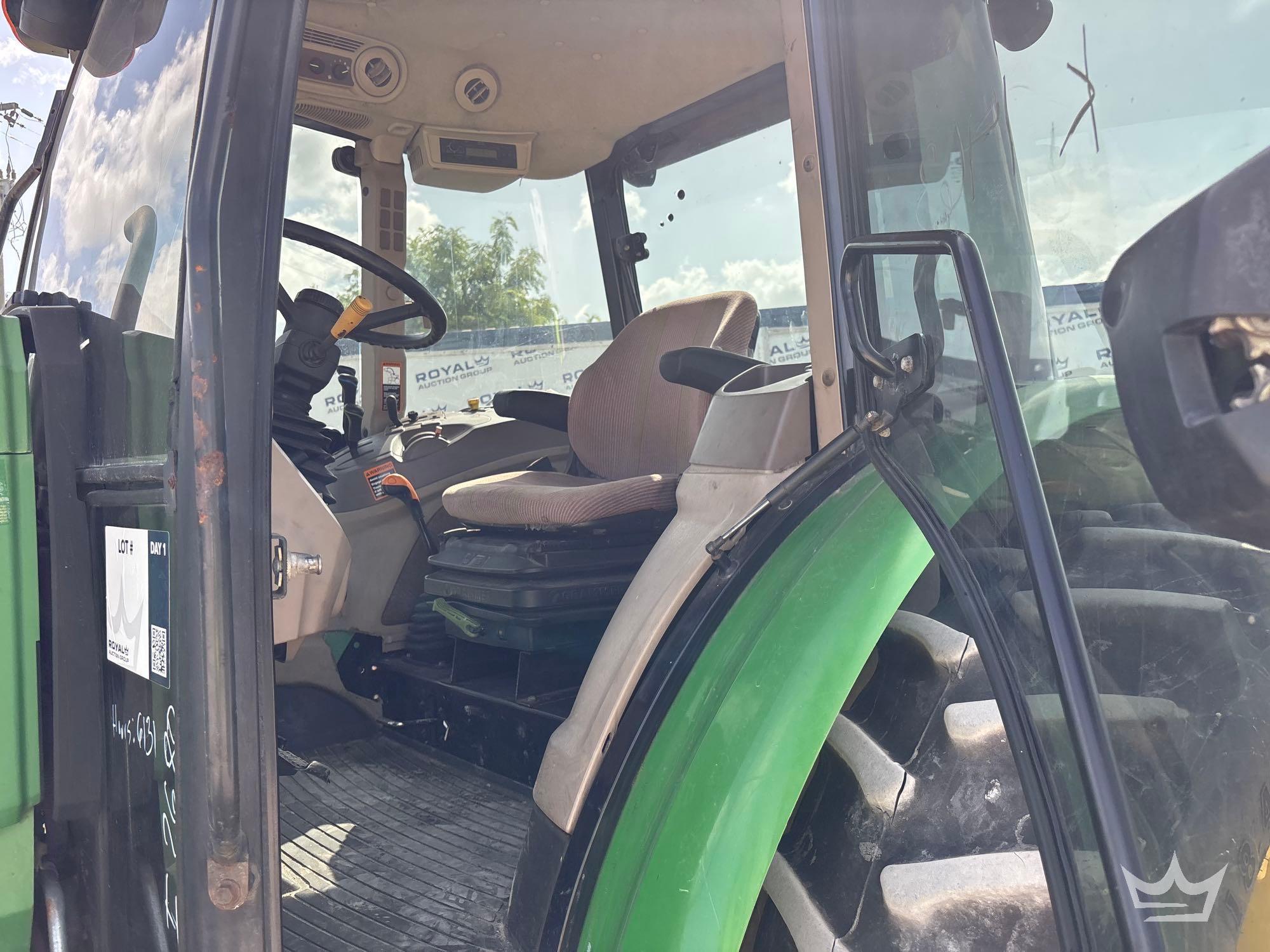 2015 John Deere 6115D