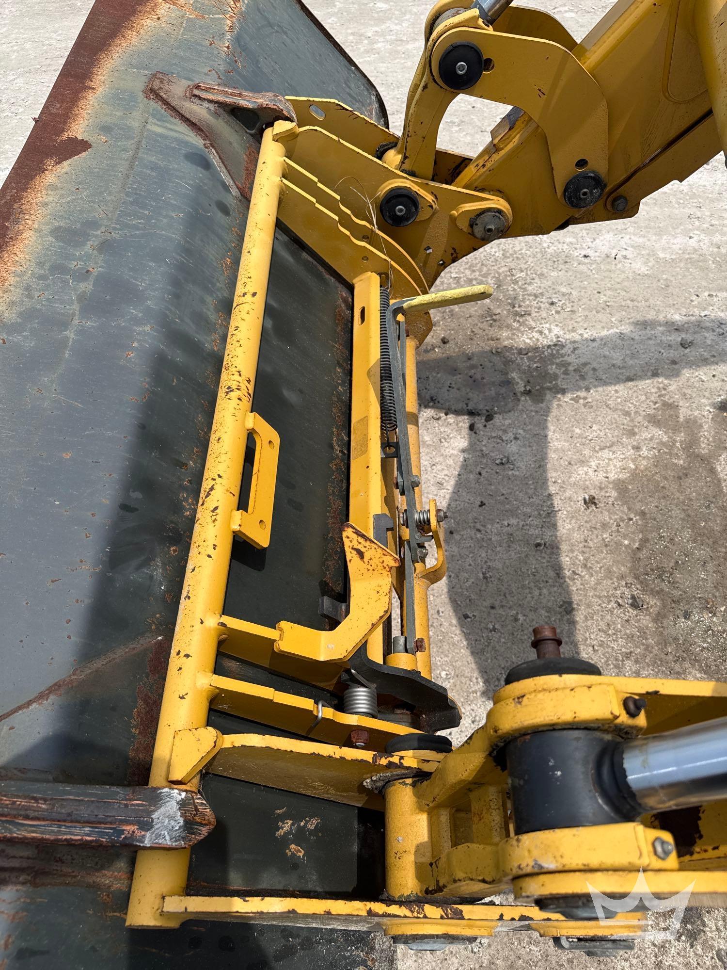 2008 Challenger MT545B