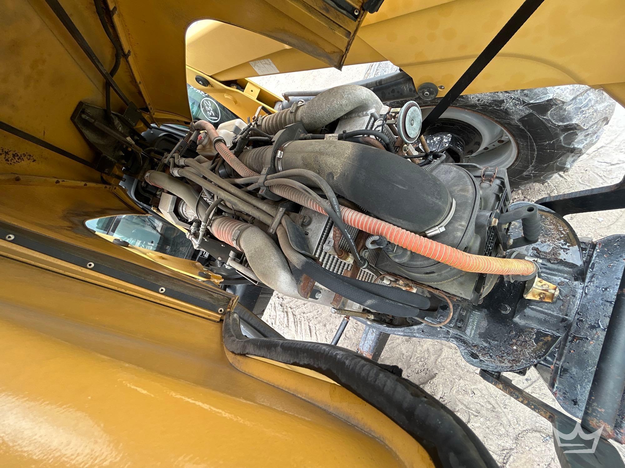 2008 Challenger MT545B