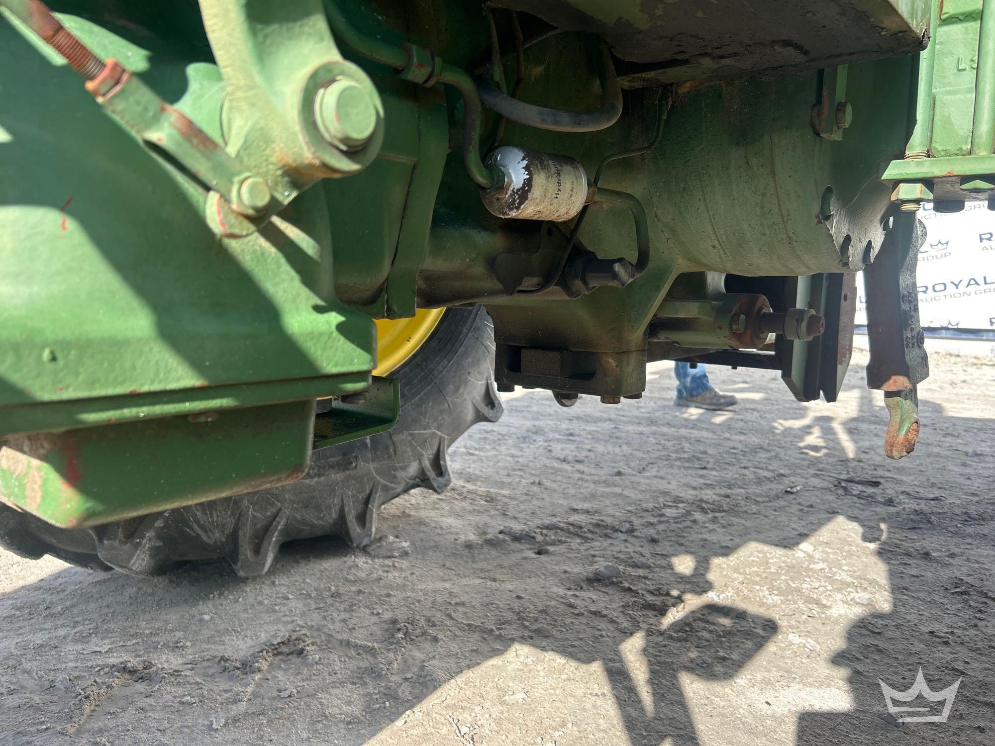 1981 John Deere 2940