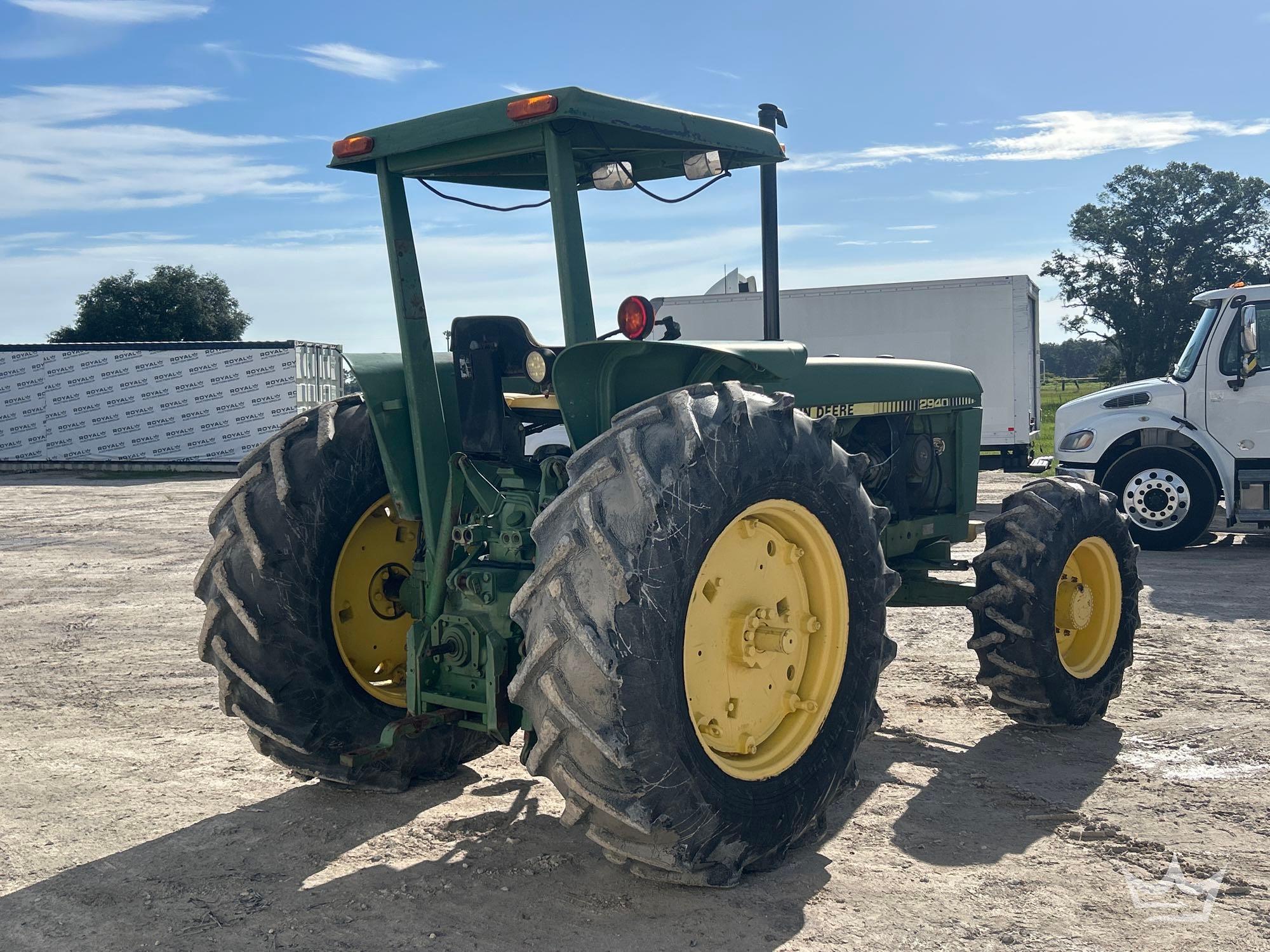1981 John Deere 2940