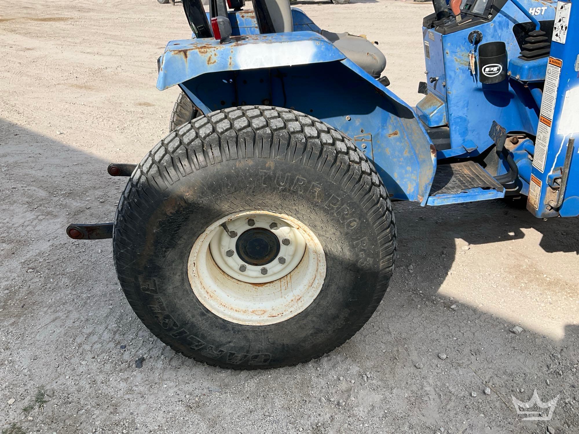New Holland TC30