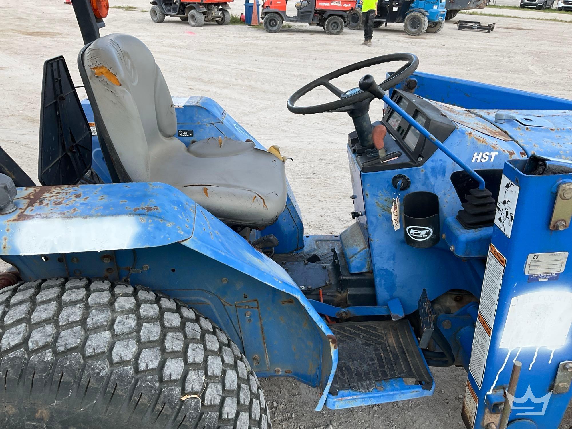 New Holland TC30