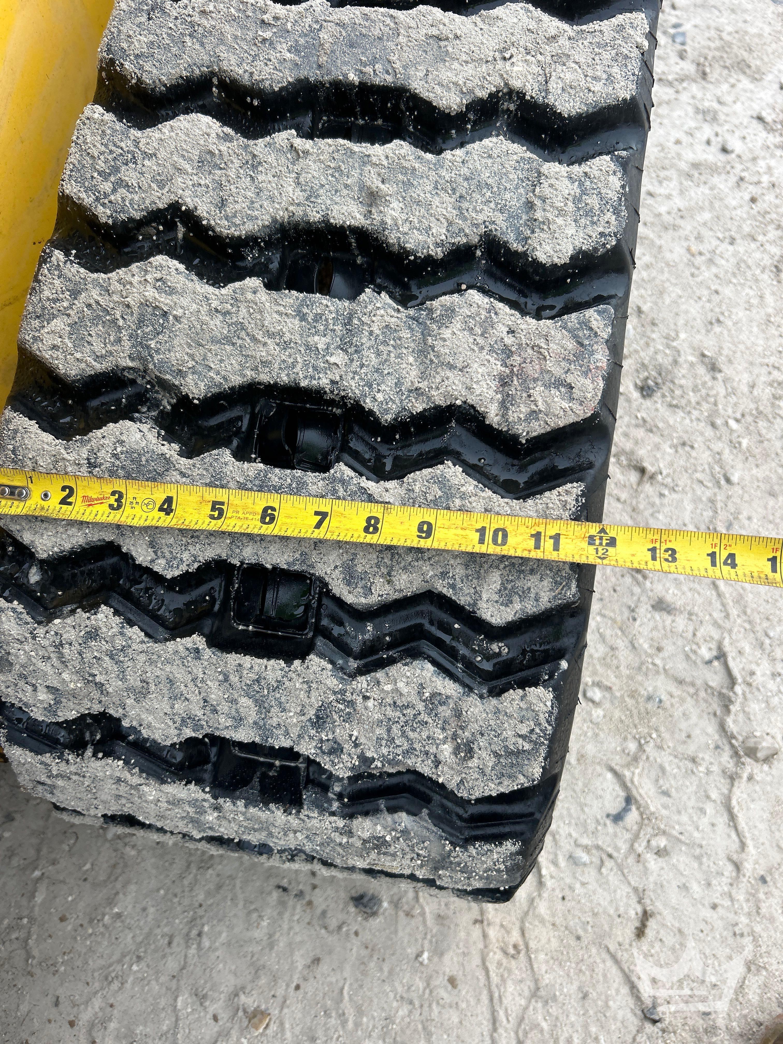 2023 New Holland C327