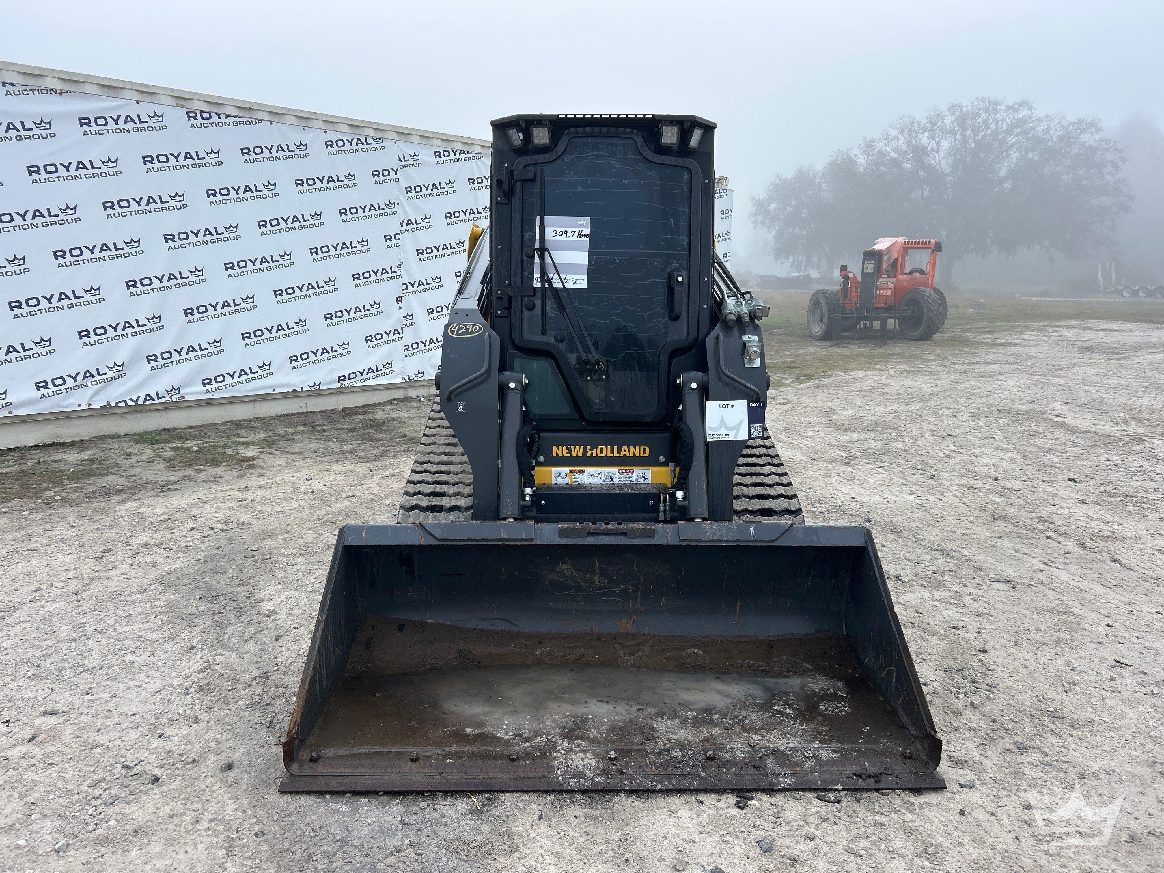 2023 New Holland C327